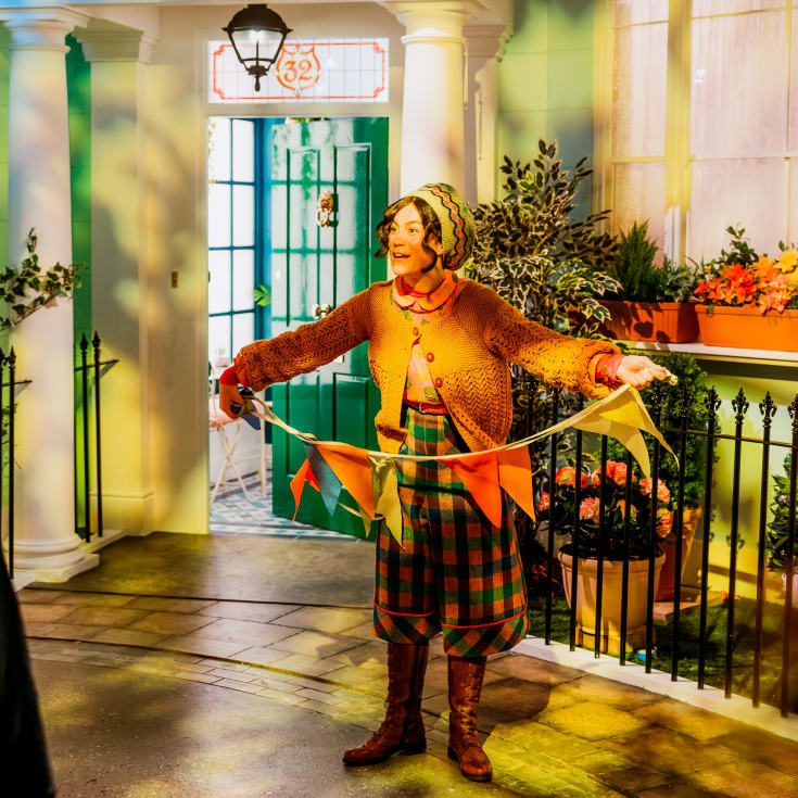 The Paddington Bear™ Experience & River Cruise for 1 Adult & 1 Child product image