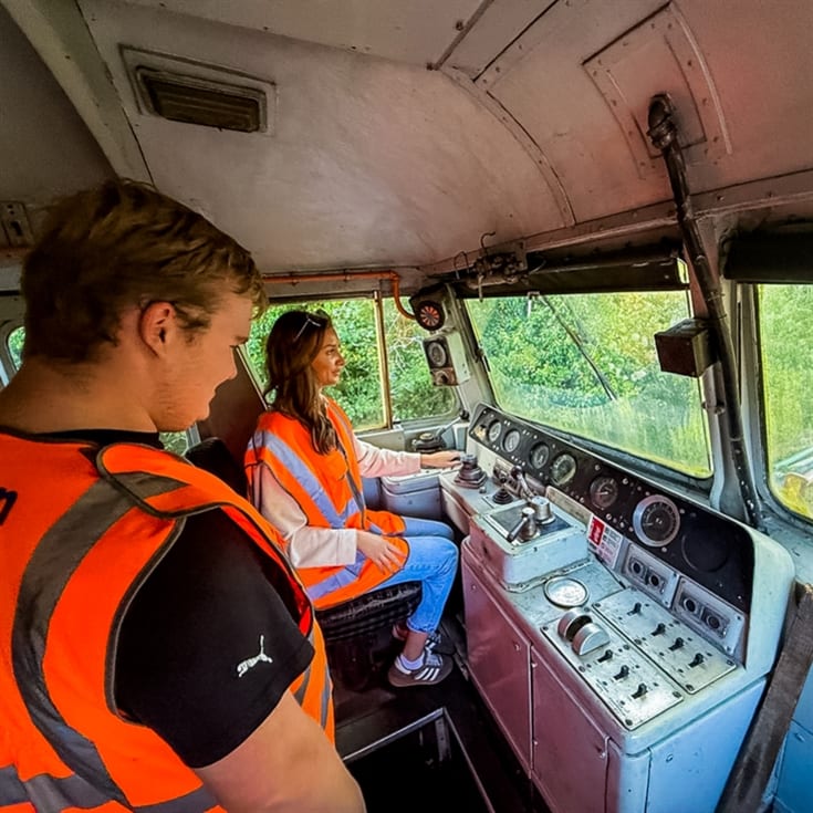 60 Minute Diesel Locomotive Drive product image