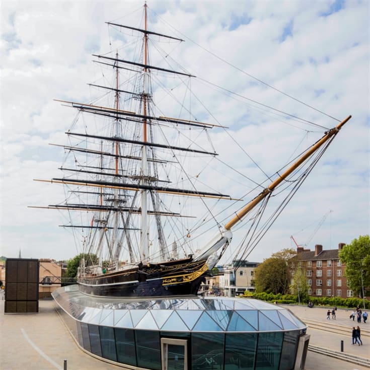 Royal Museum Greenwich Day Pass and Hop on Hop off Boat for Two product image