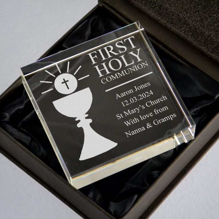 The Gift Experience Personalised First Holy Communion Glass Keepsake | Presented In A Gift Box | Size: 8Cm X 8Cm X 2Cm