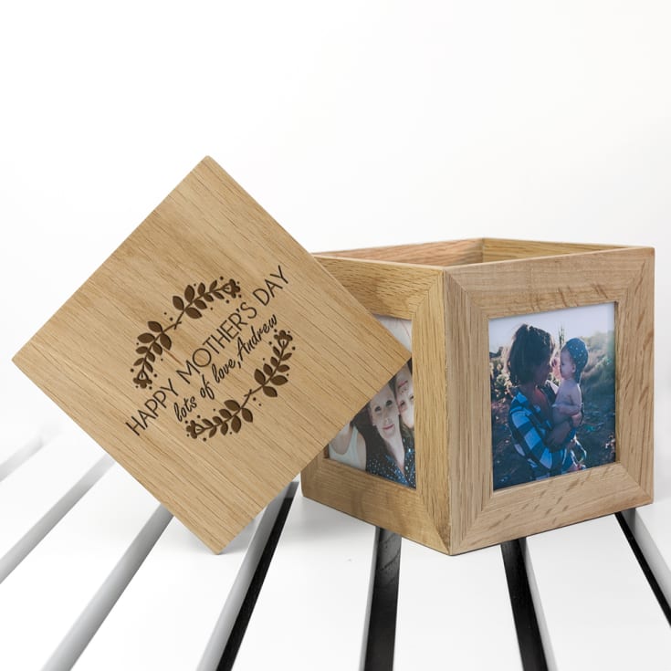 Personalised Wreath Mother's Day Large Oak Photo Cube product image