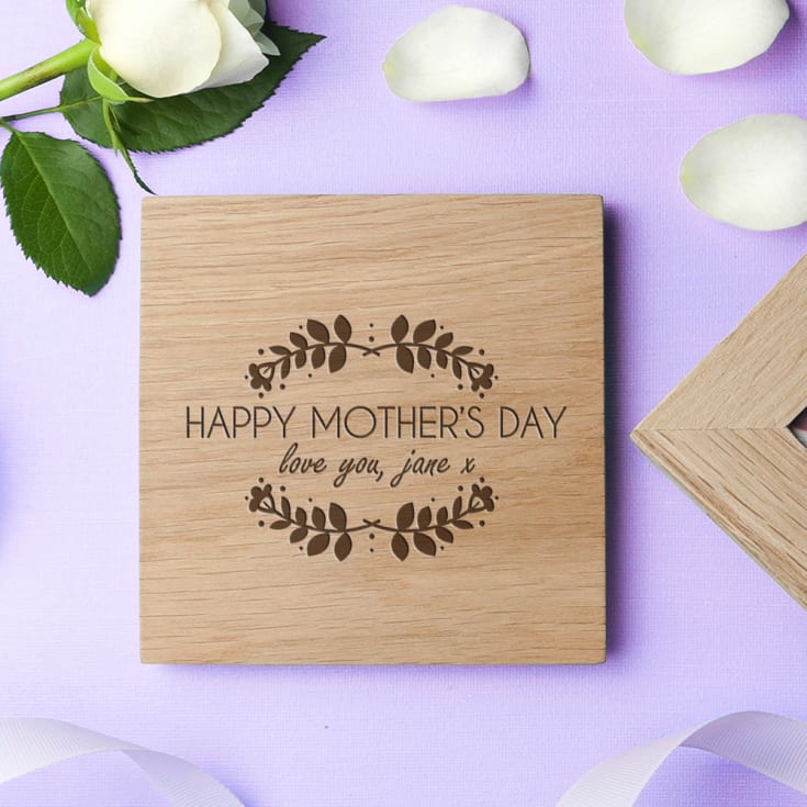 Personalised Wreath Mother's Day Large Oak Photo Cube product image