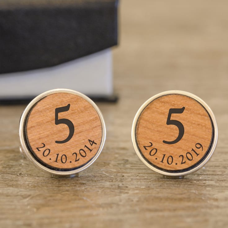 The Gift Experience Silver Engraved 5Th Anniversary Cufflinks