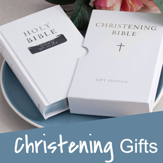 https://res.cloudinary.com/the-gift-experience/image/upload/v1772013833/web/blog/christening12.jpg