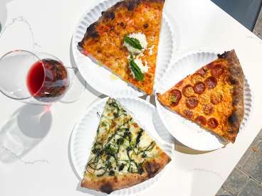 Allday Pizza: Tarrytown by Raphael Brion