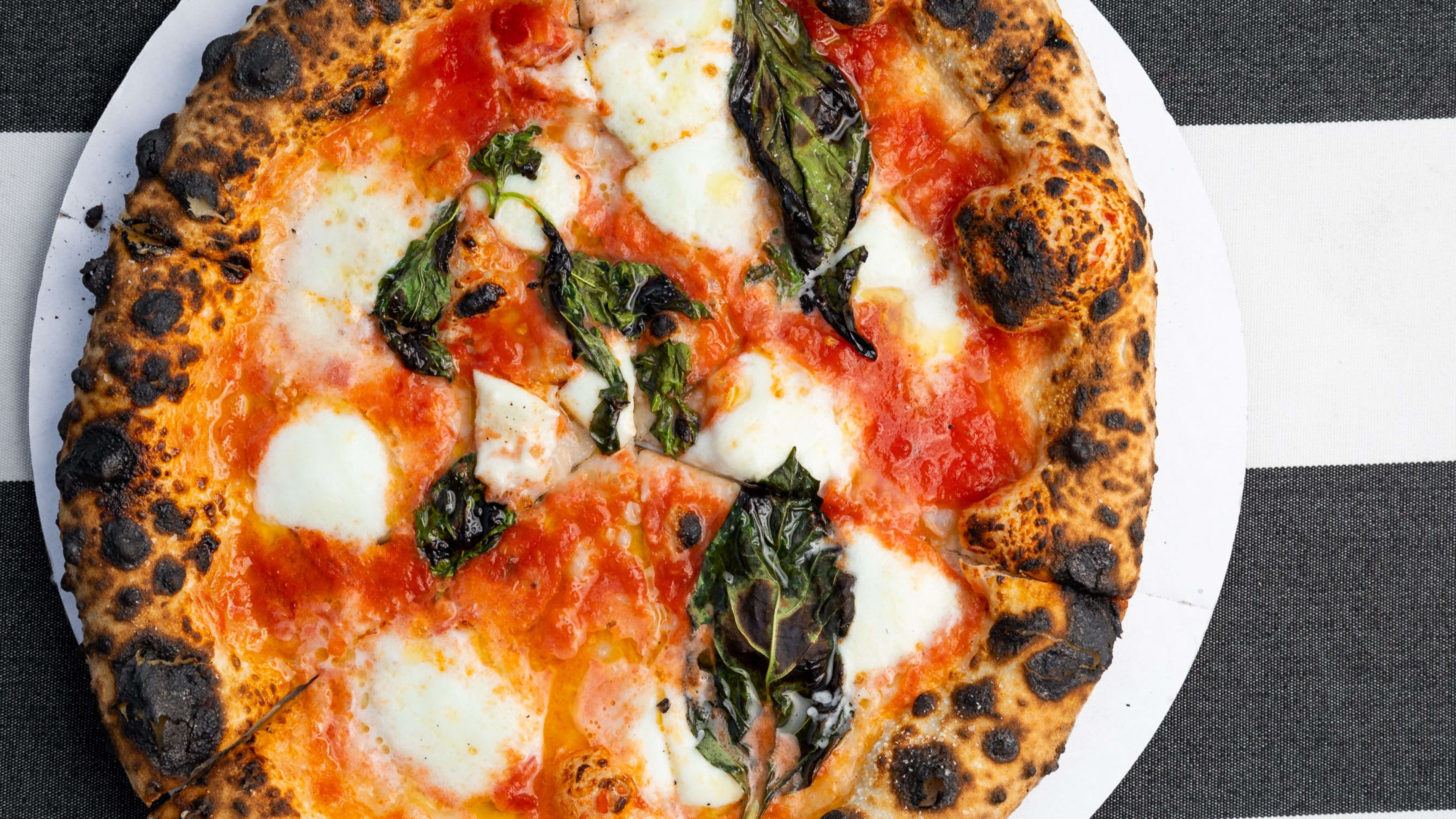 The Best Pizza Places In LA guide image