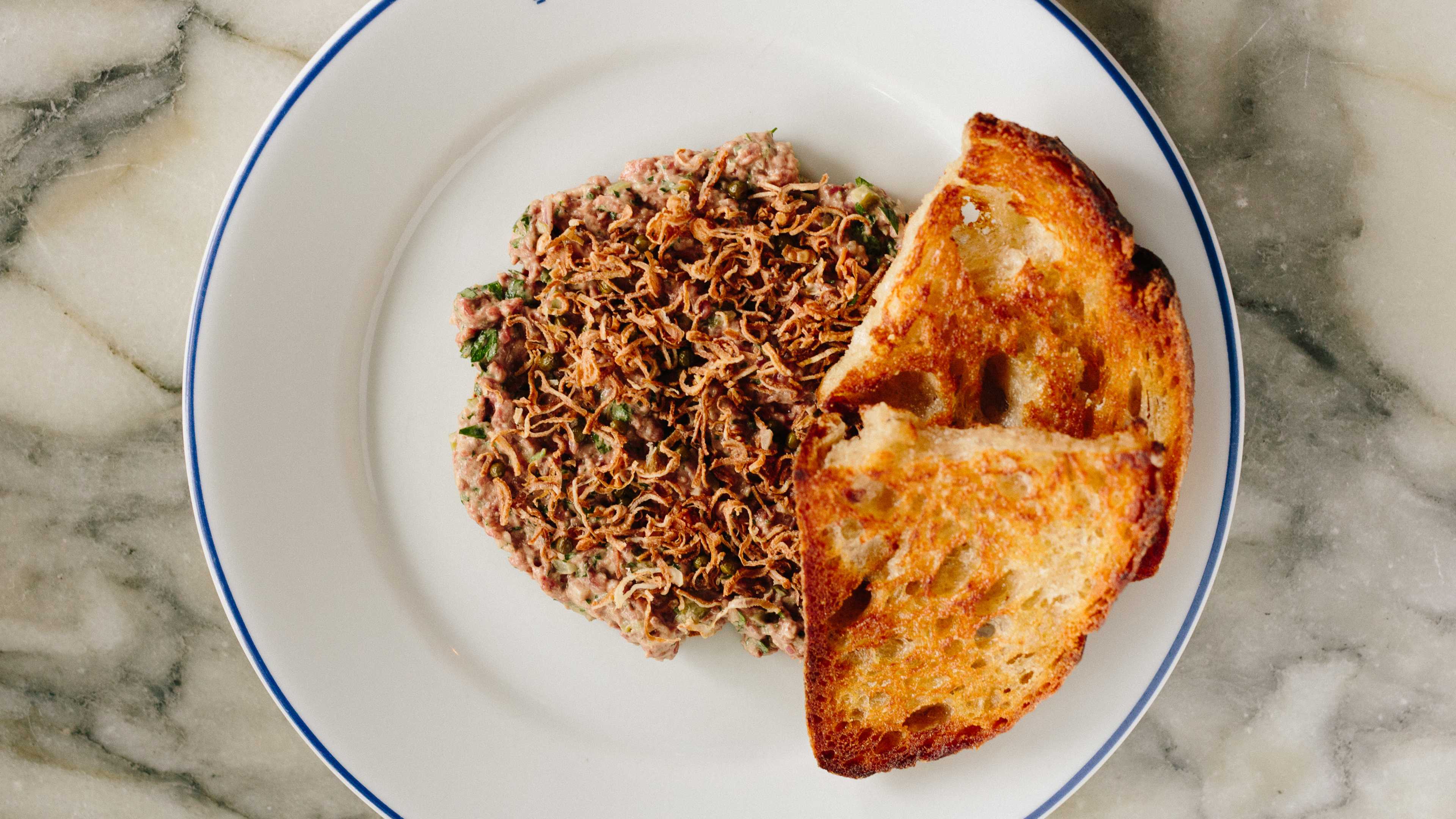 Petit Trois Steak Tartare