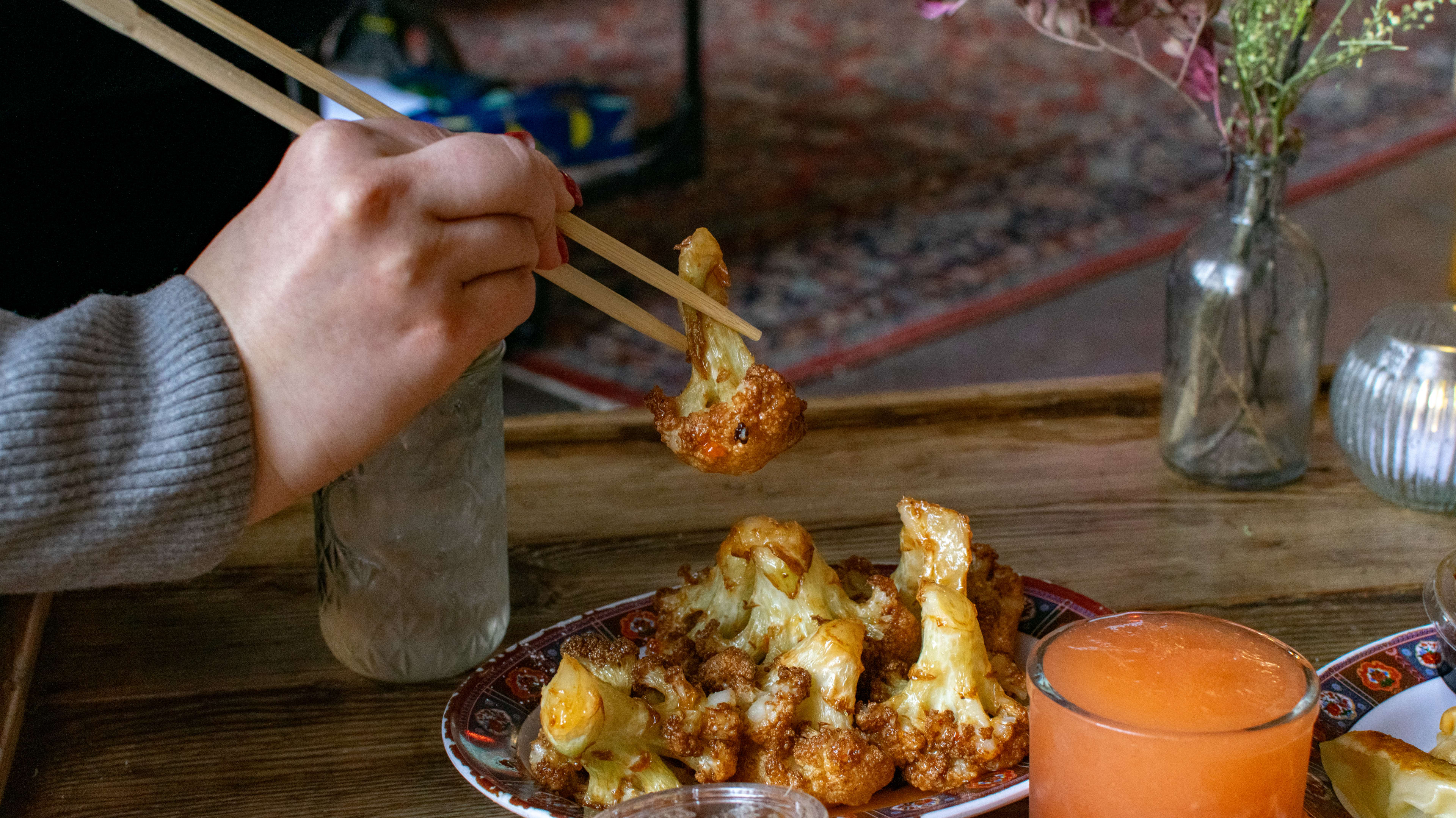 Sweet chili cauliflower wings