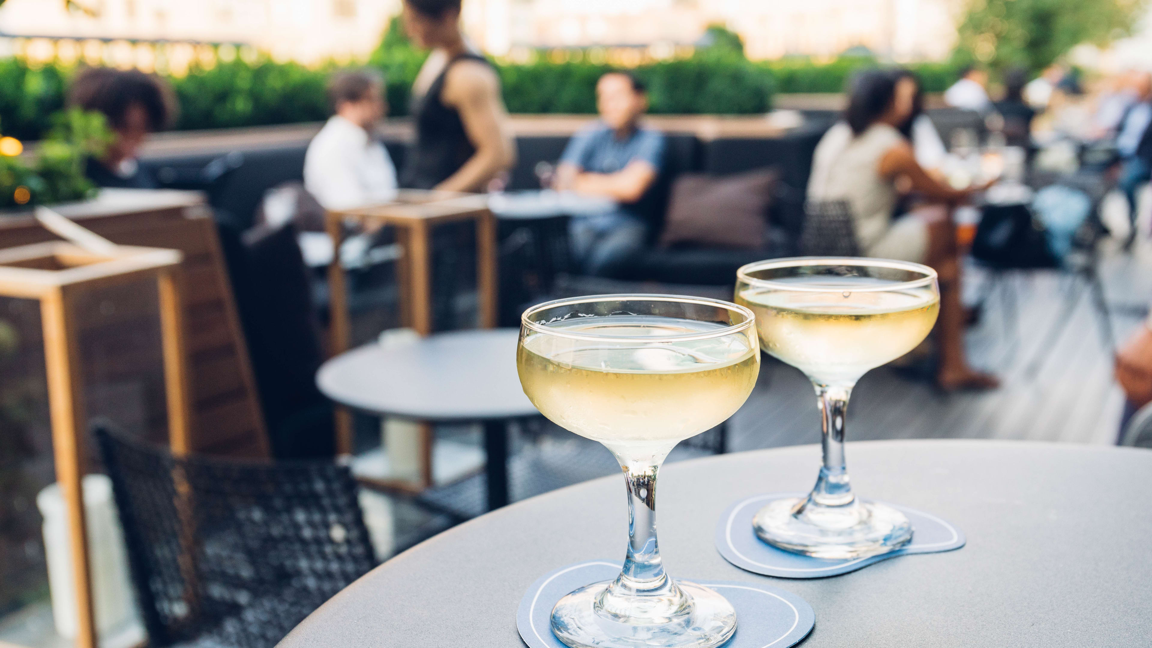 The Best Happy Hours In Midtown image