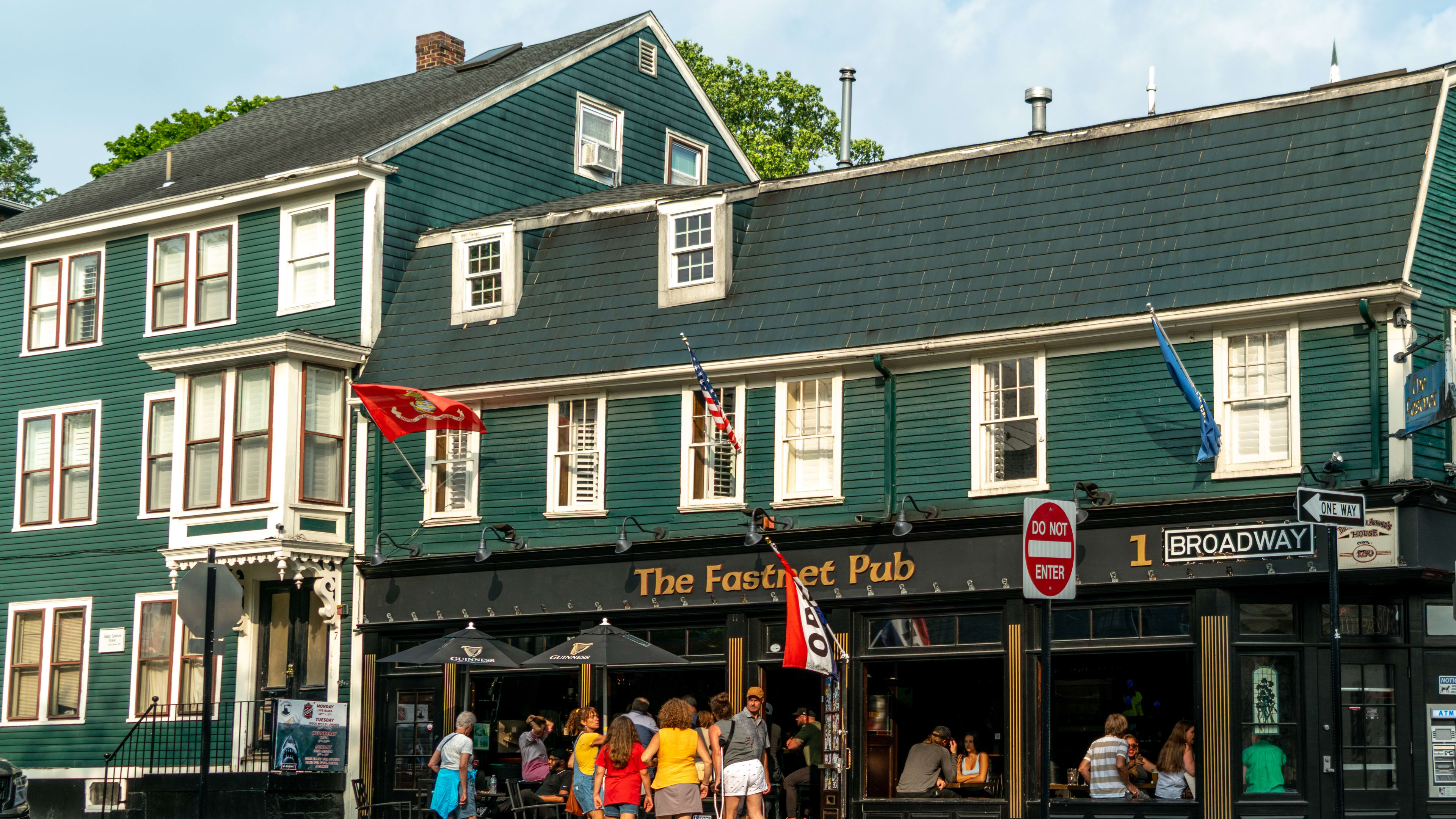 Brick Alley Newport