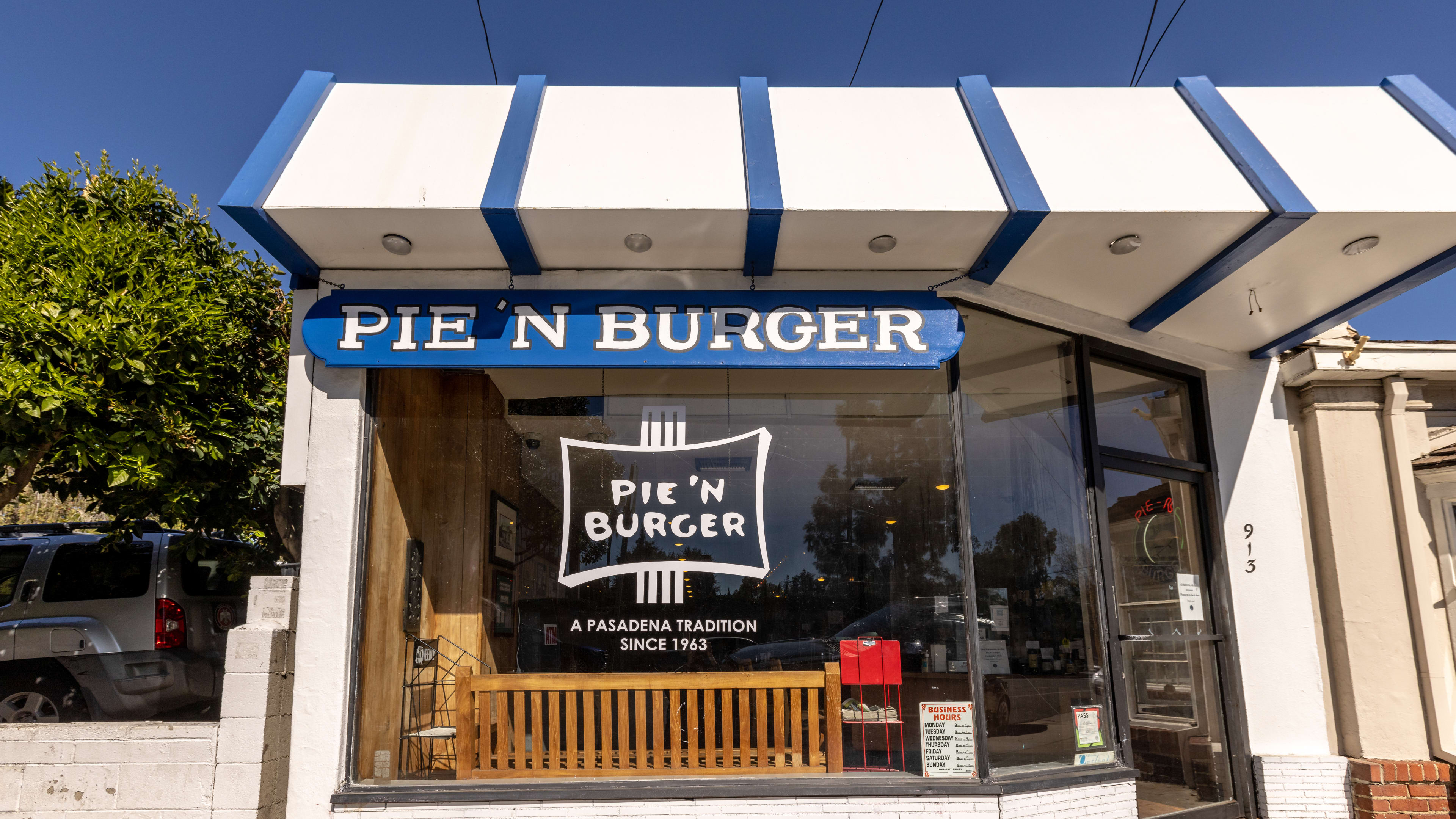 Pie ’N Burger image