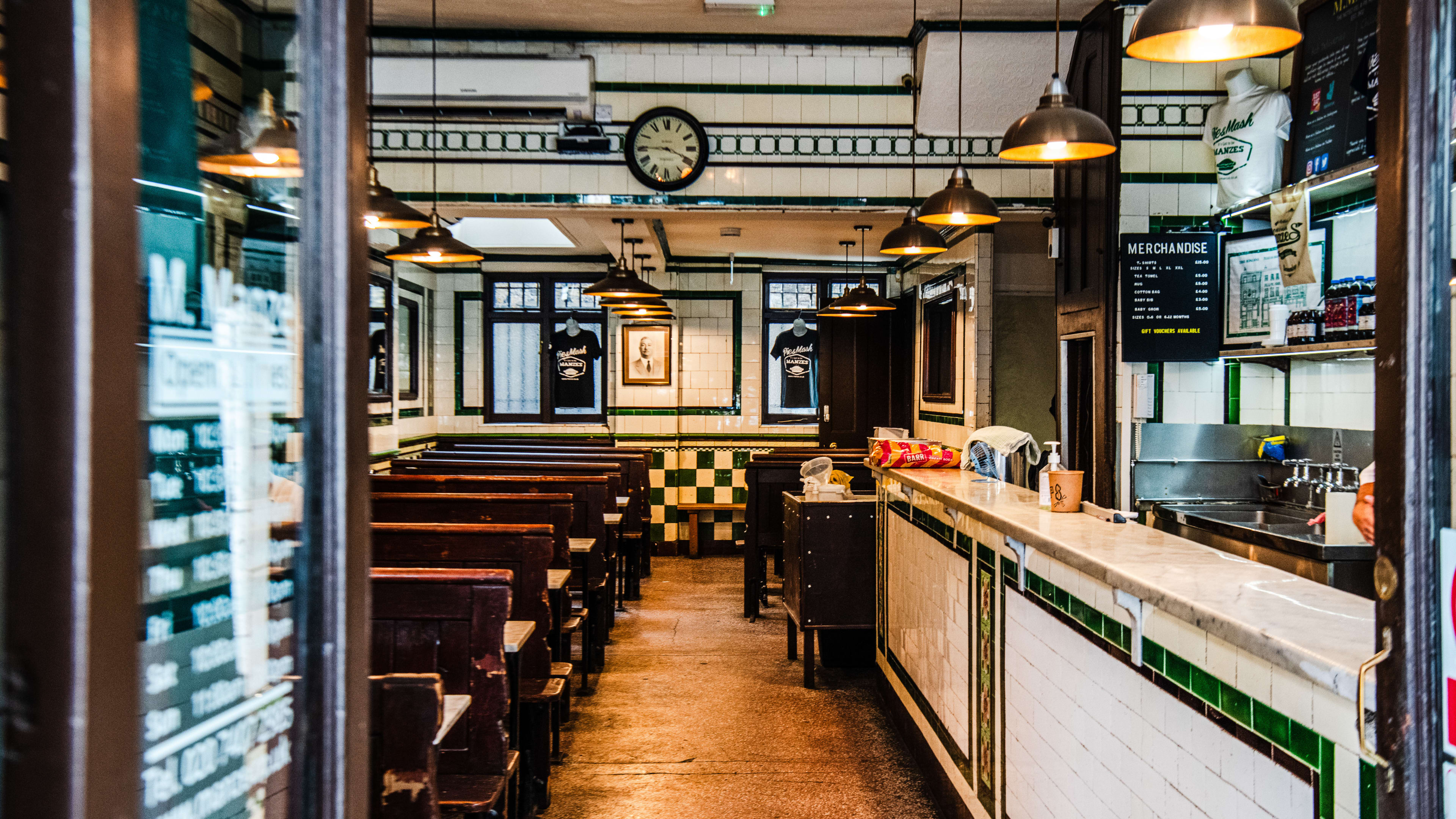 M.Manze Tower Bridge Review Bermondsey London The Infatuation