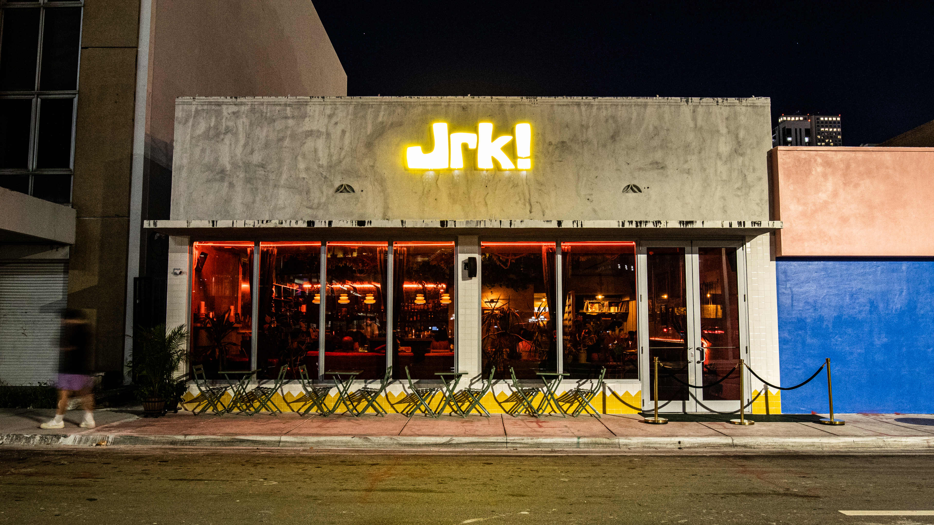 Restauarant ext. with giant letters that read "JRK!"