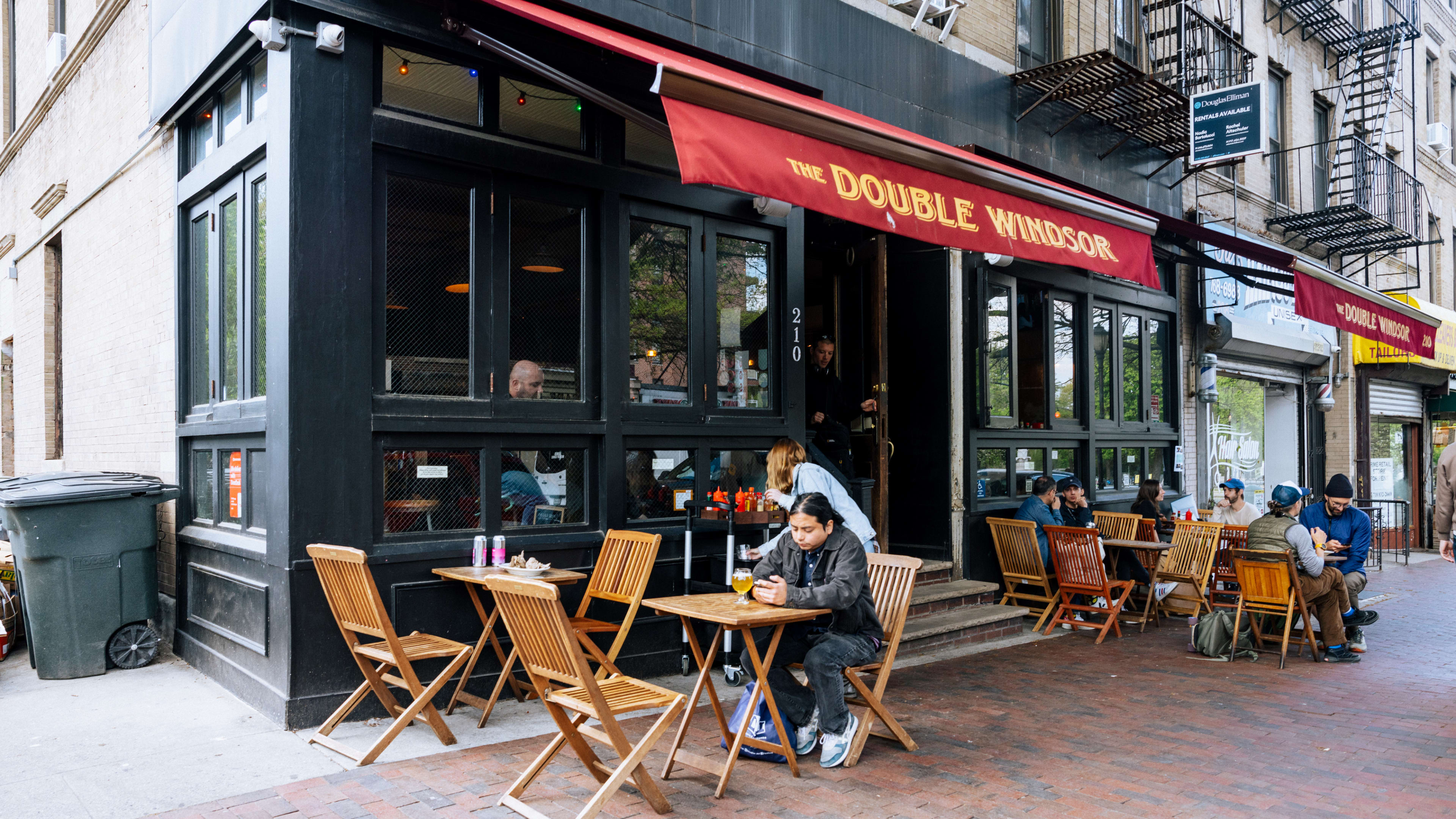 The exterior dining area at The Double Windsor.