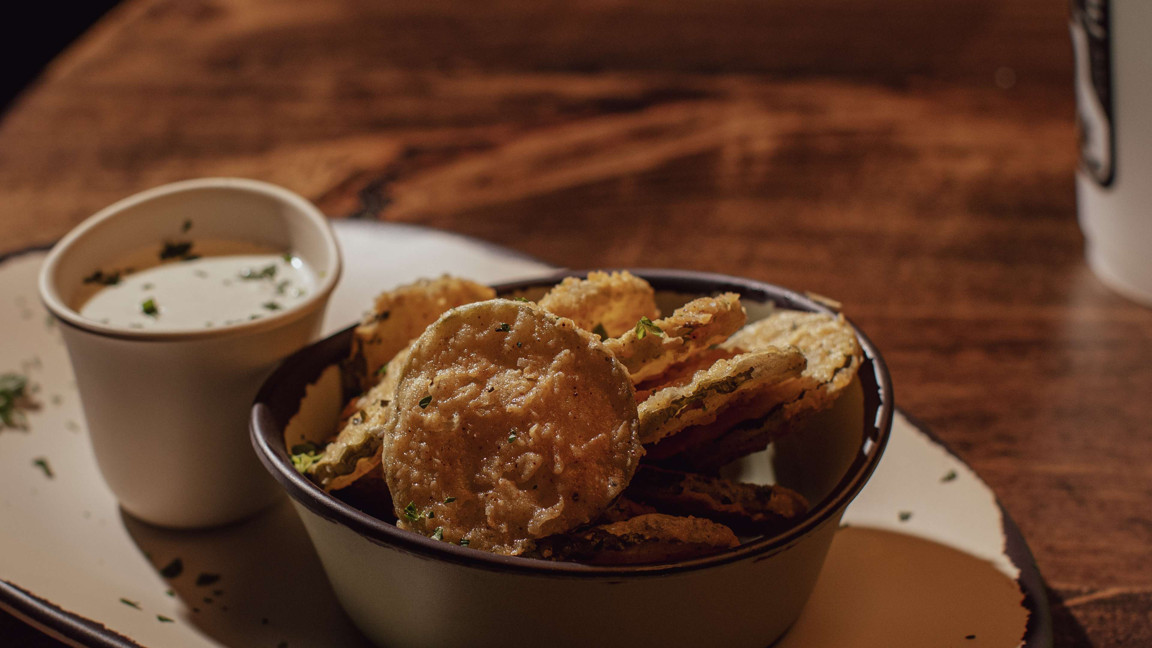 fried pickles with ranch dipping sauce