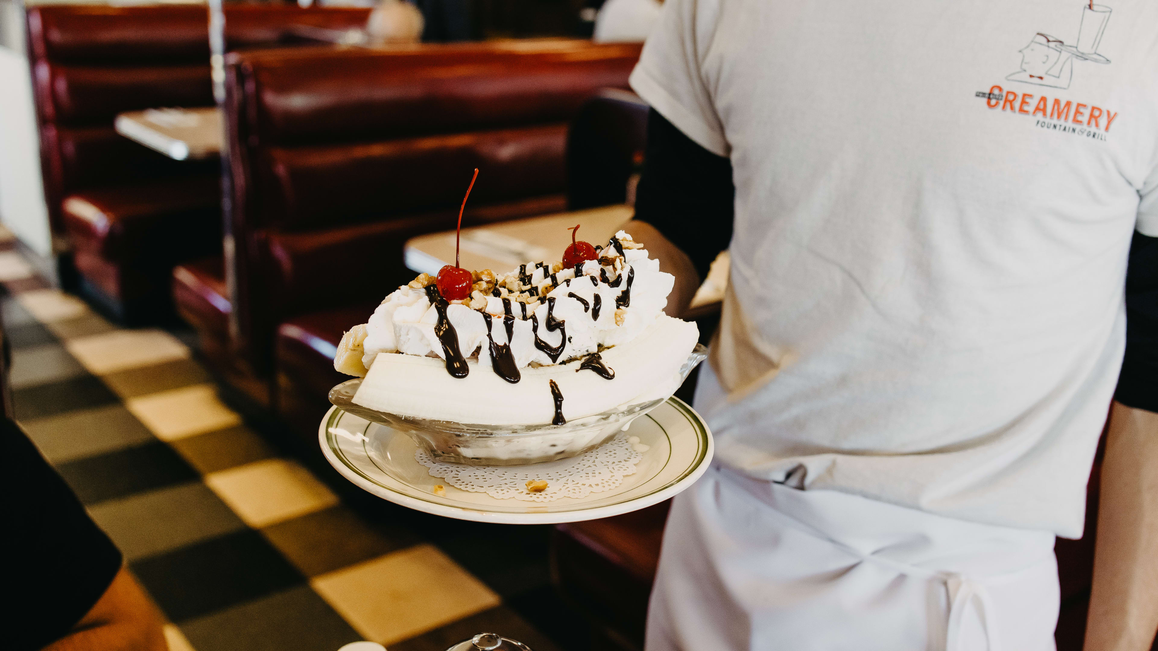 A banana split at Palo Alto Creamery