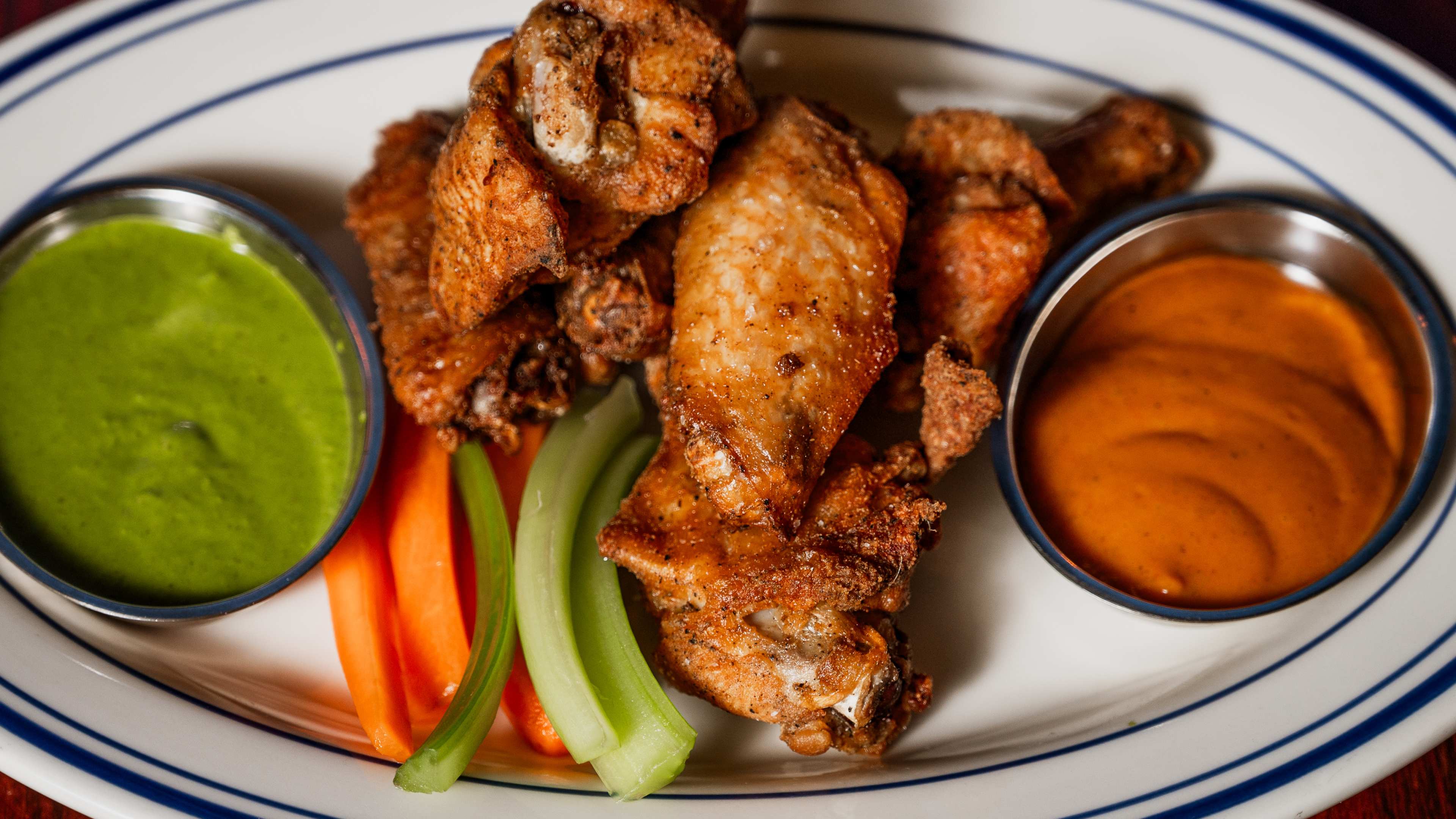 This is a plate of wings from Royal Tavern.