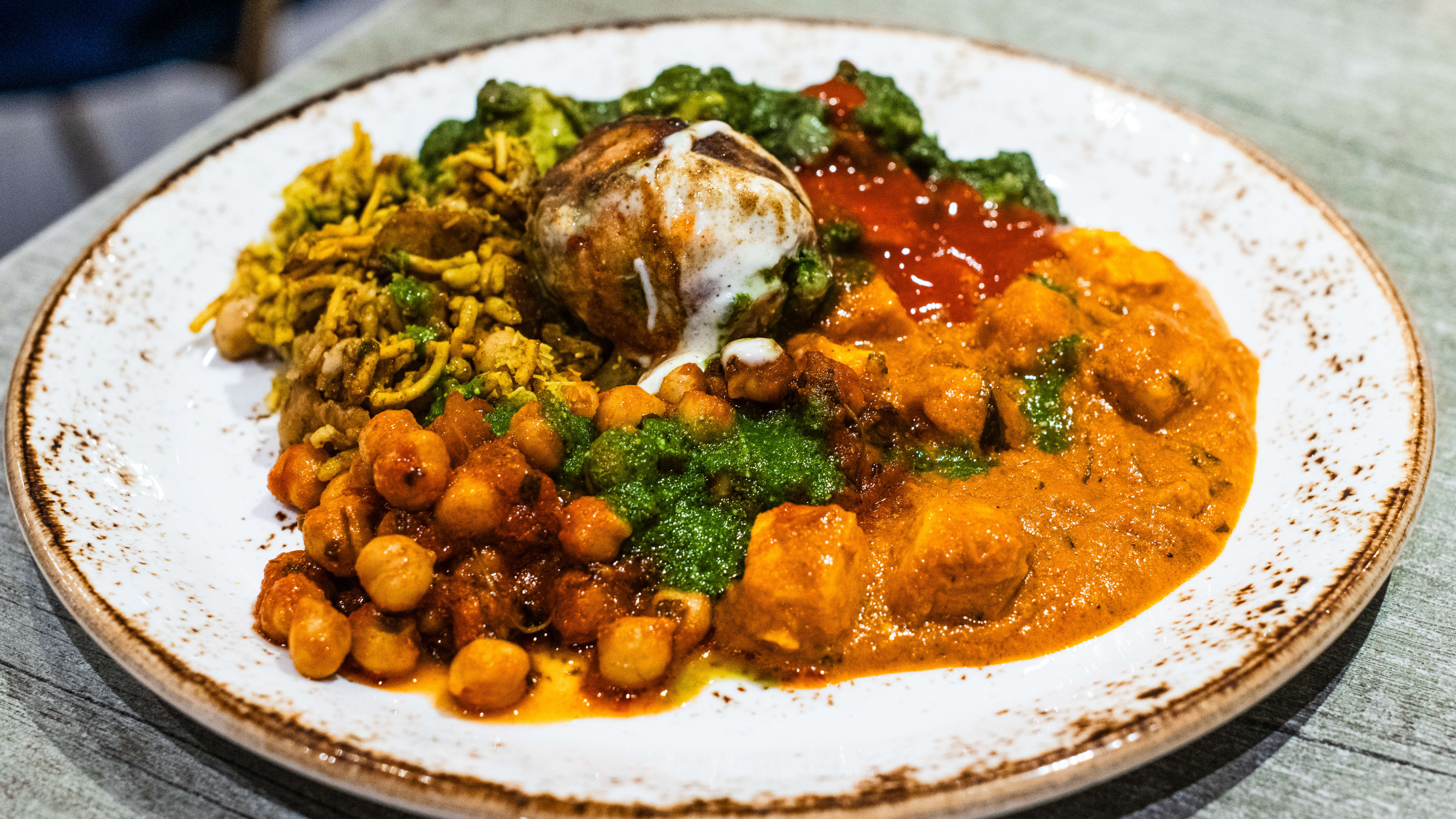 Sakonis Wembley Review Wembley London The Infatuation