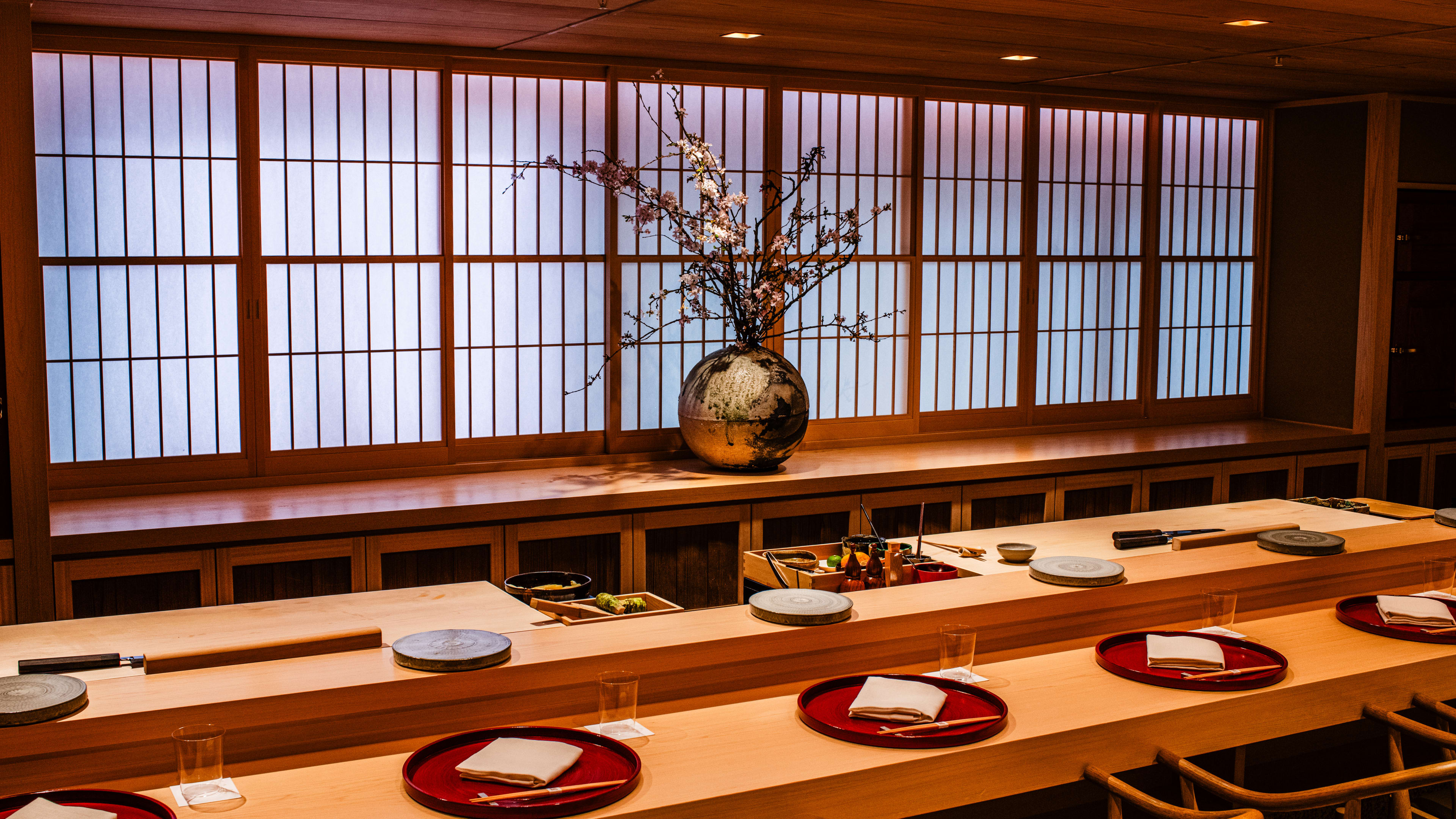 The traditional sushi counter at Sushi Kanesaka.