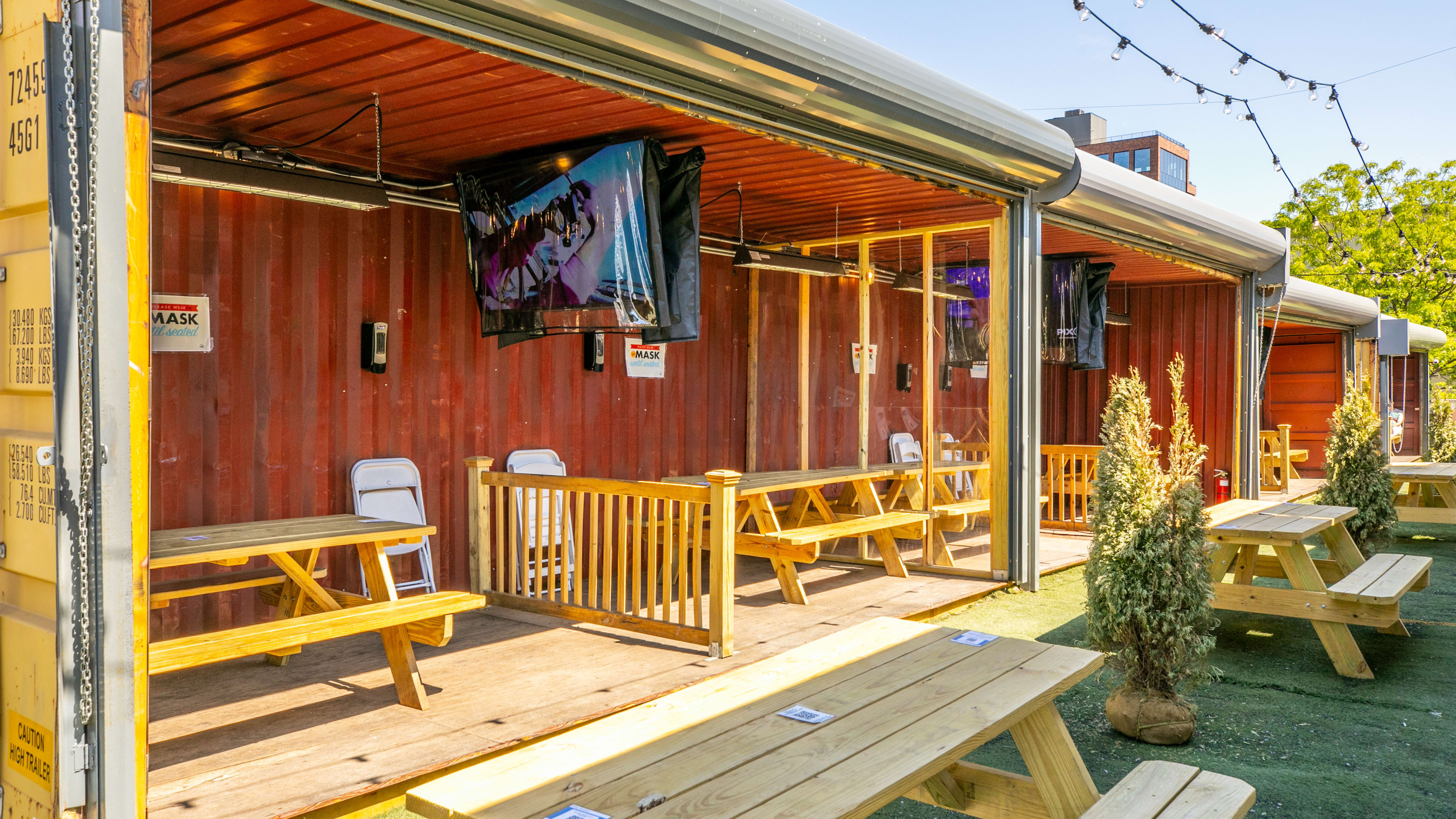 Berry Park Review Williamsburg New York The Infatuation