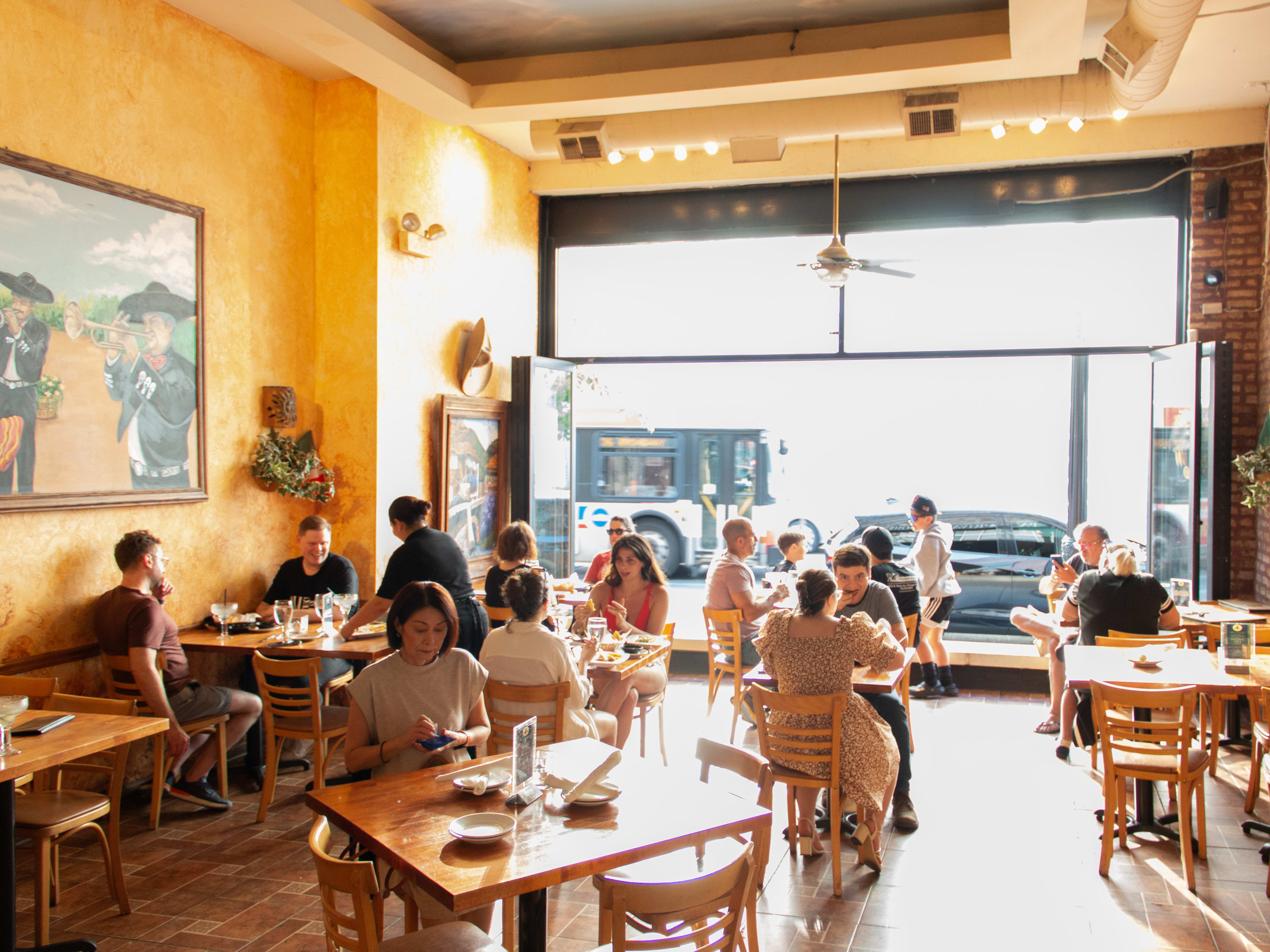 El Mariachi Tequila Bar & Grill Review Lakeview Chicago The