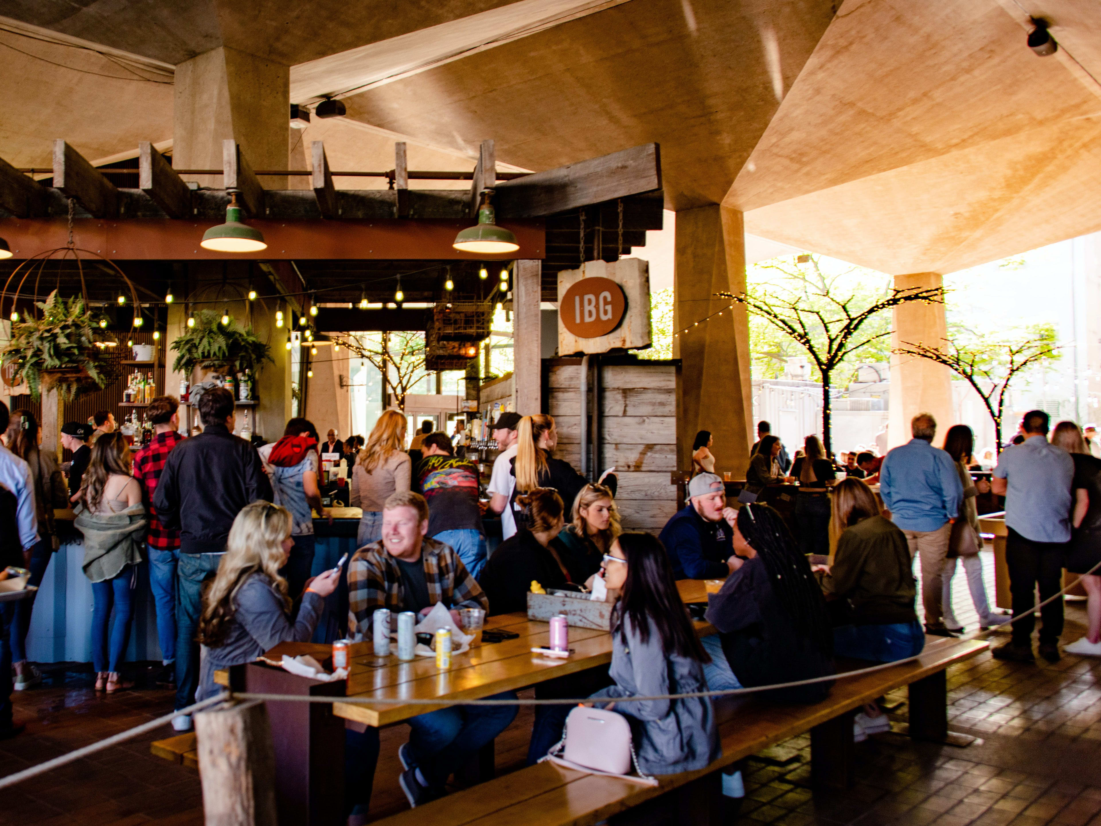 The Philadelphia Outdoor Happy Hour Guide Philadelphia The Infatuation