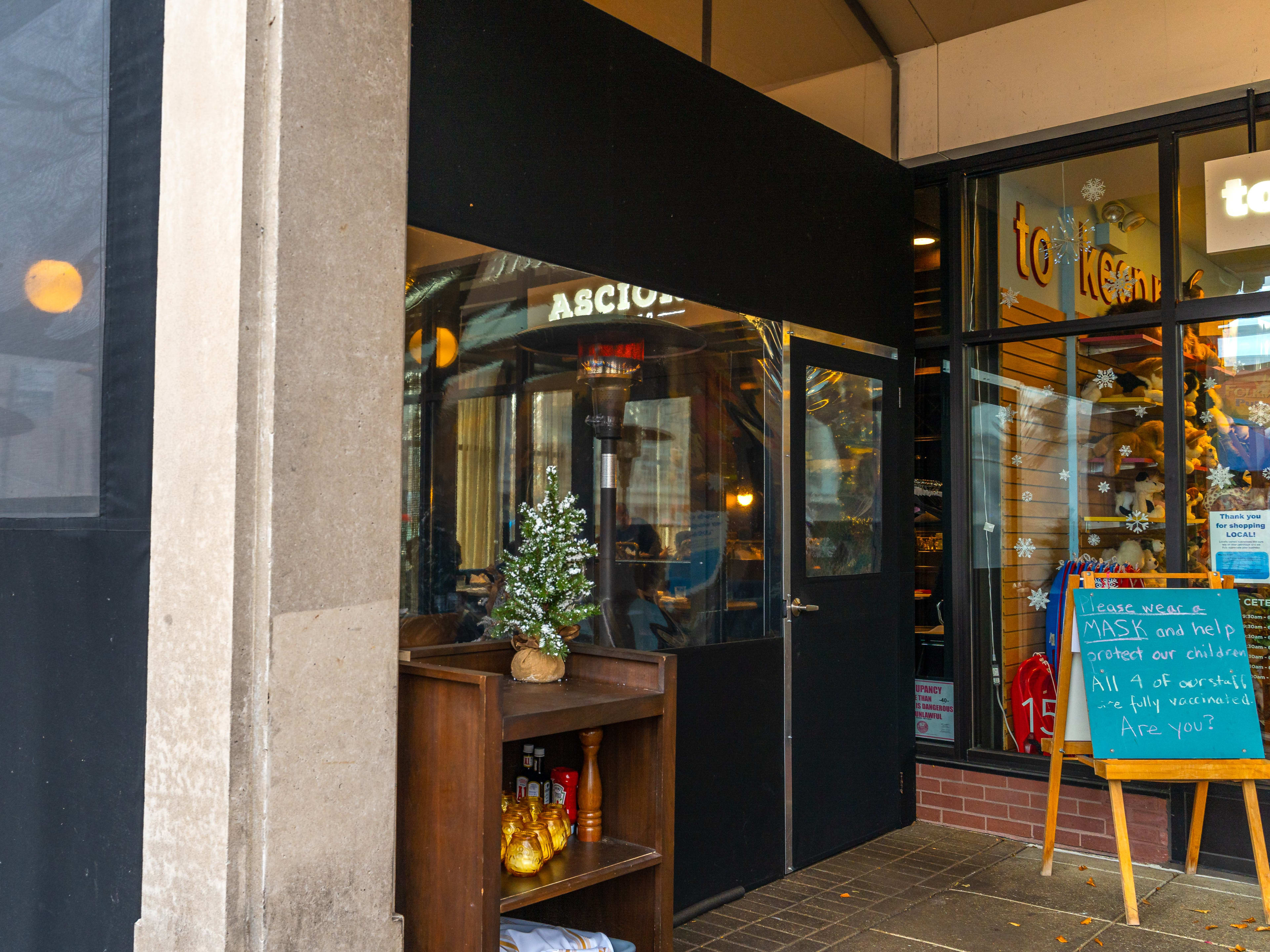 Ascione Bistro Review Hyde Park Chicago The Infatuation