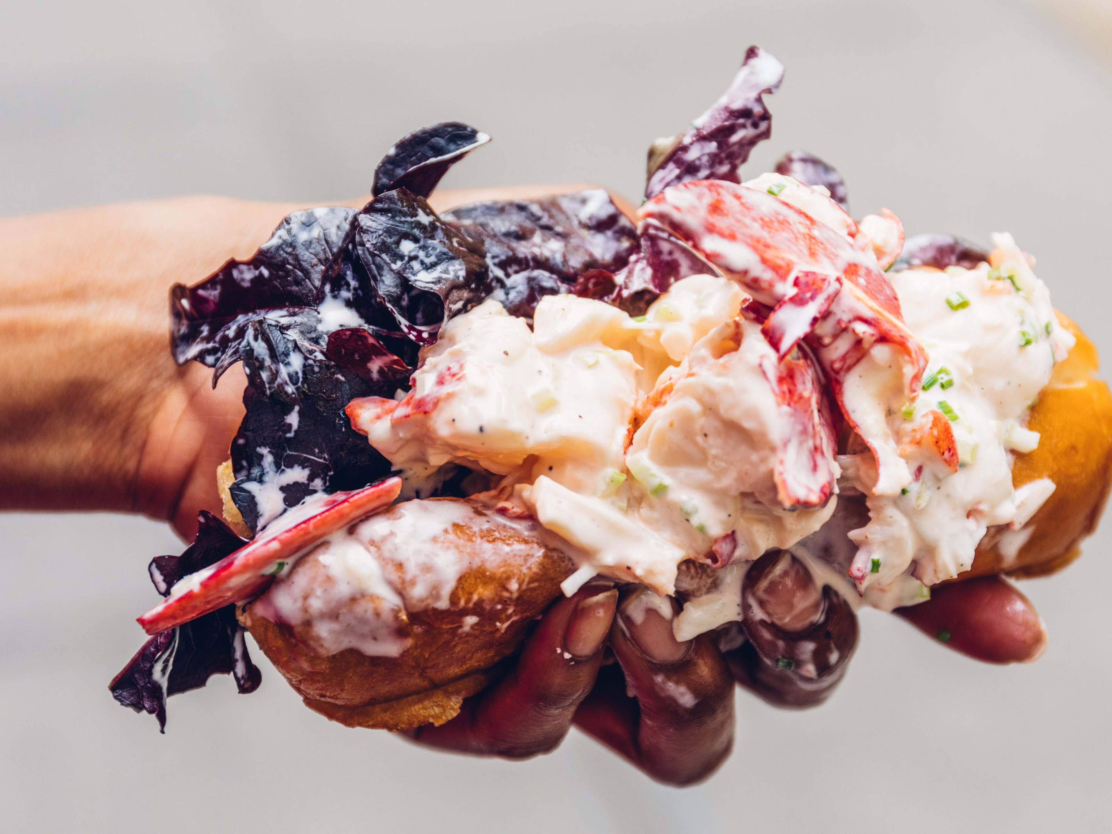 The Best Lobster Rolls In NYC guide image