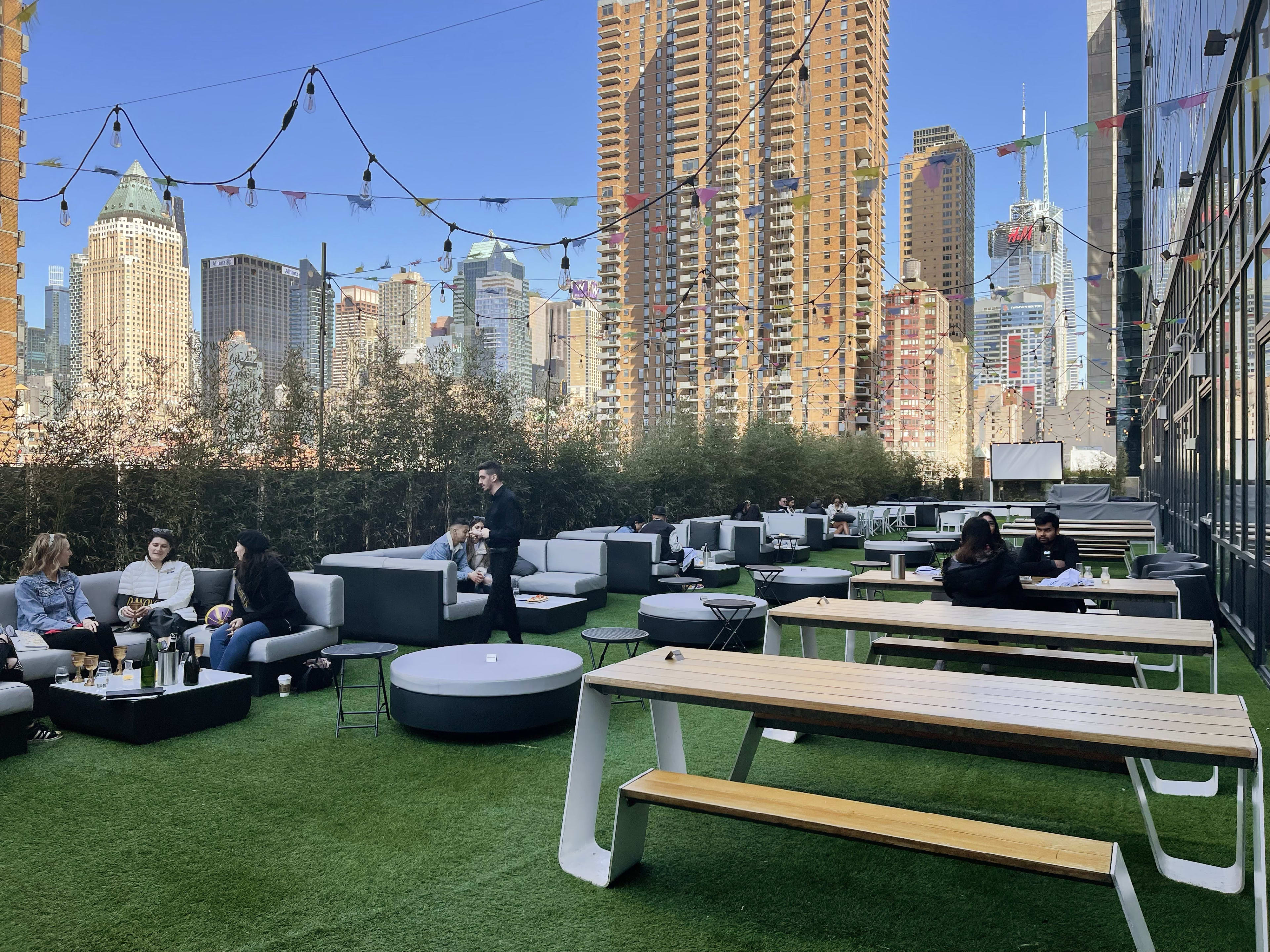 The Best Bars For Big Groups New York The Infatuation