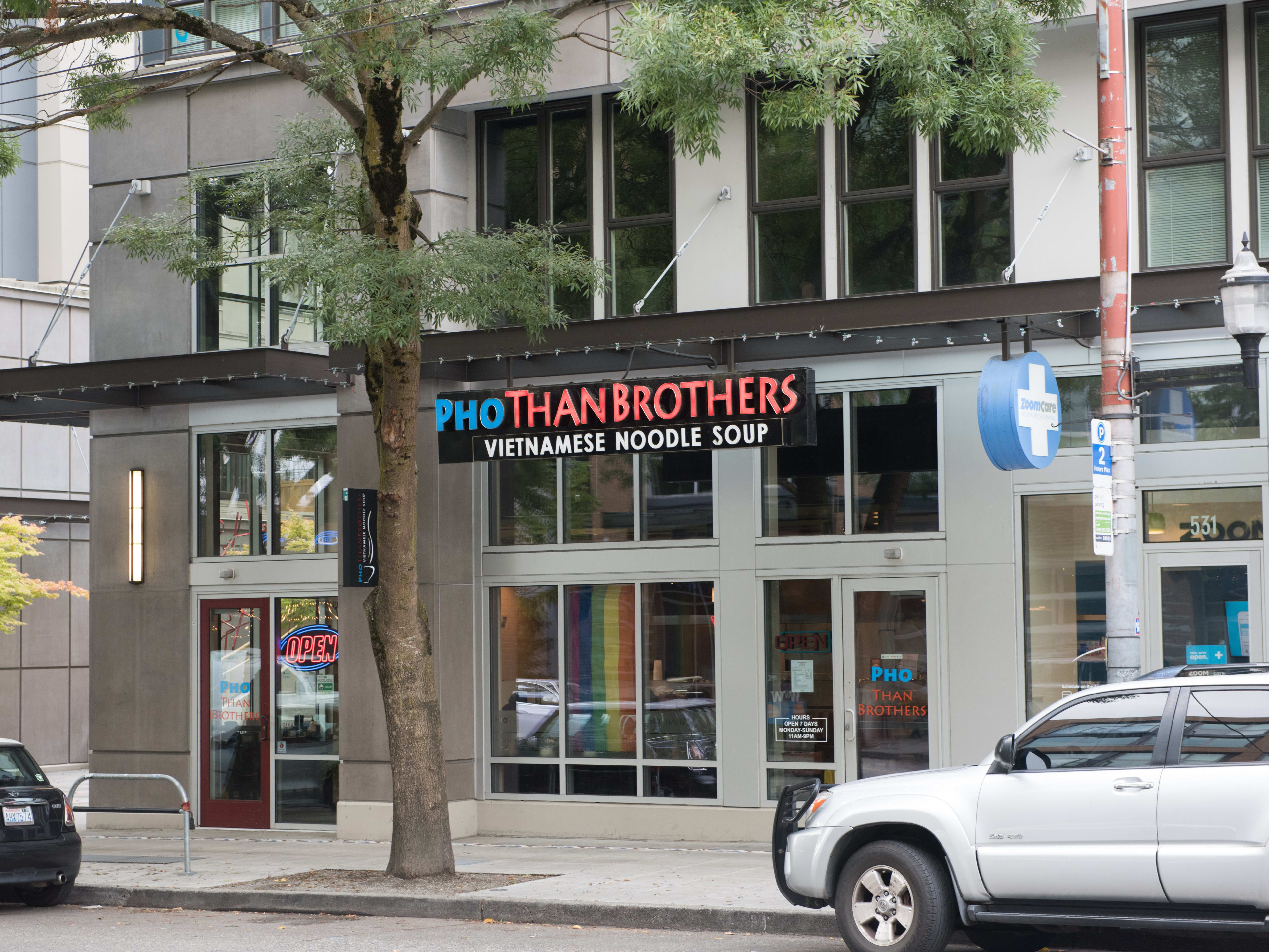 Pho Than Brothers review image