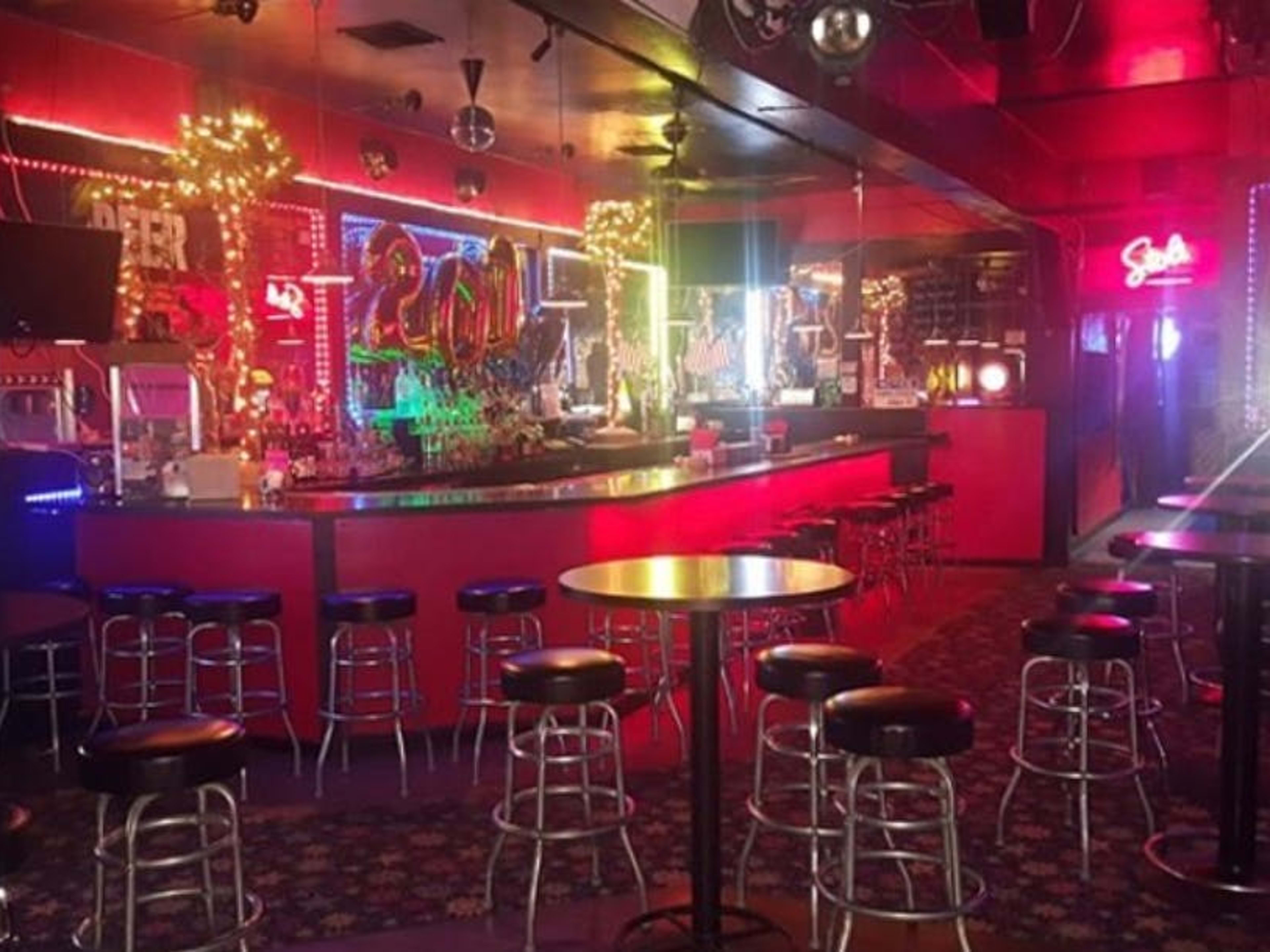 The Best Gay Bars In LA Los Angeles The Infatuation