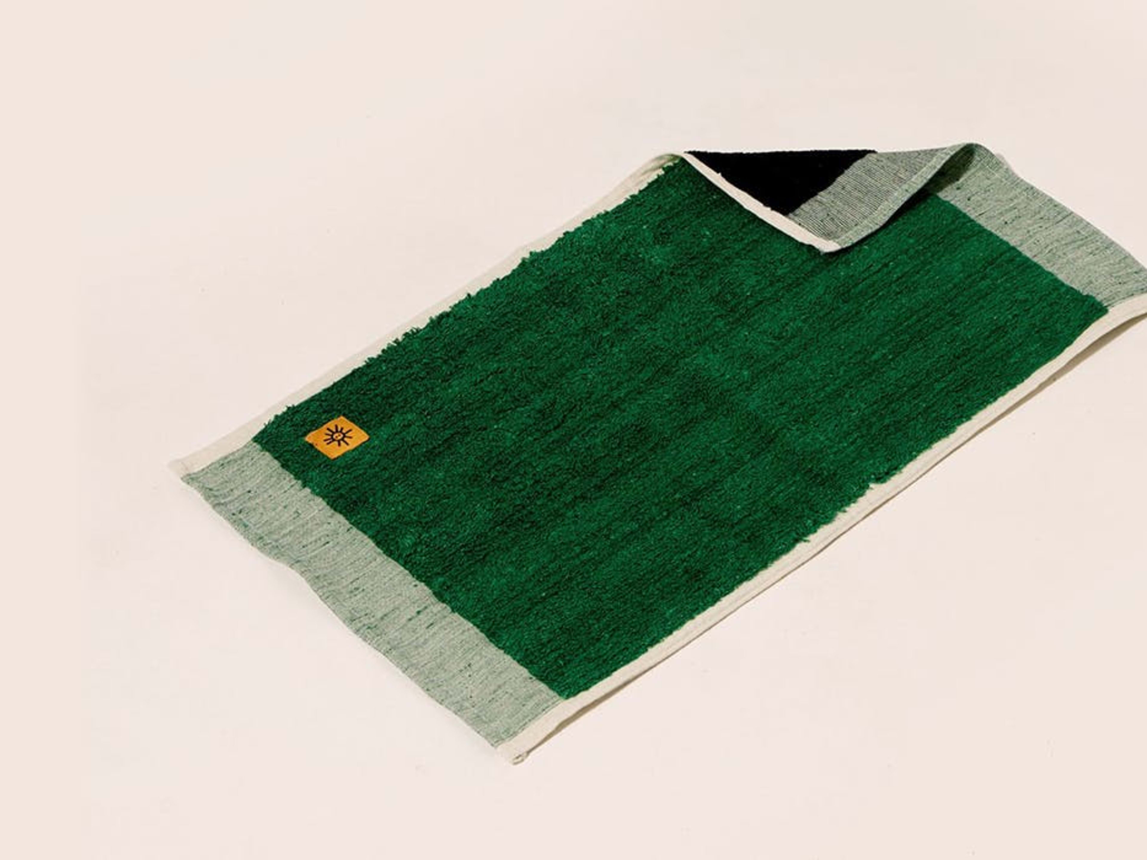 What Are The Best, Most Luxurious Guest Hand Towels? Product