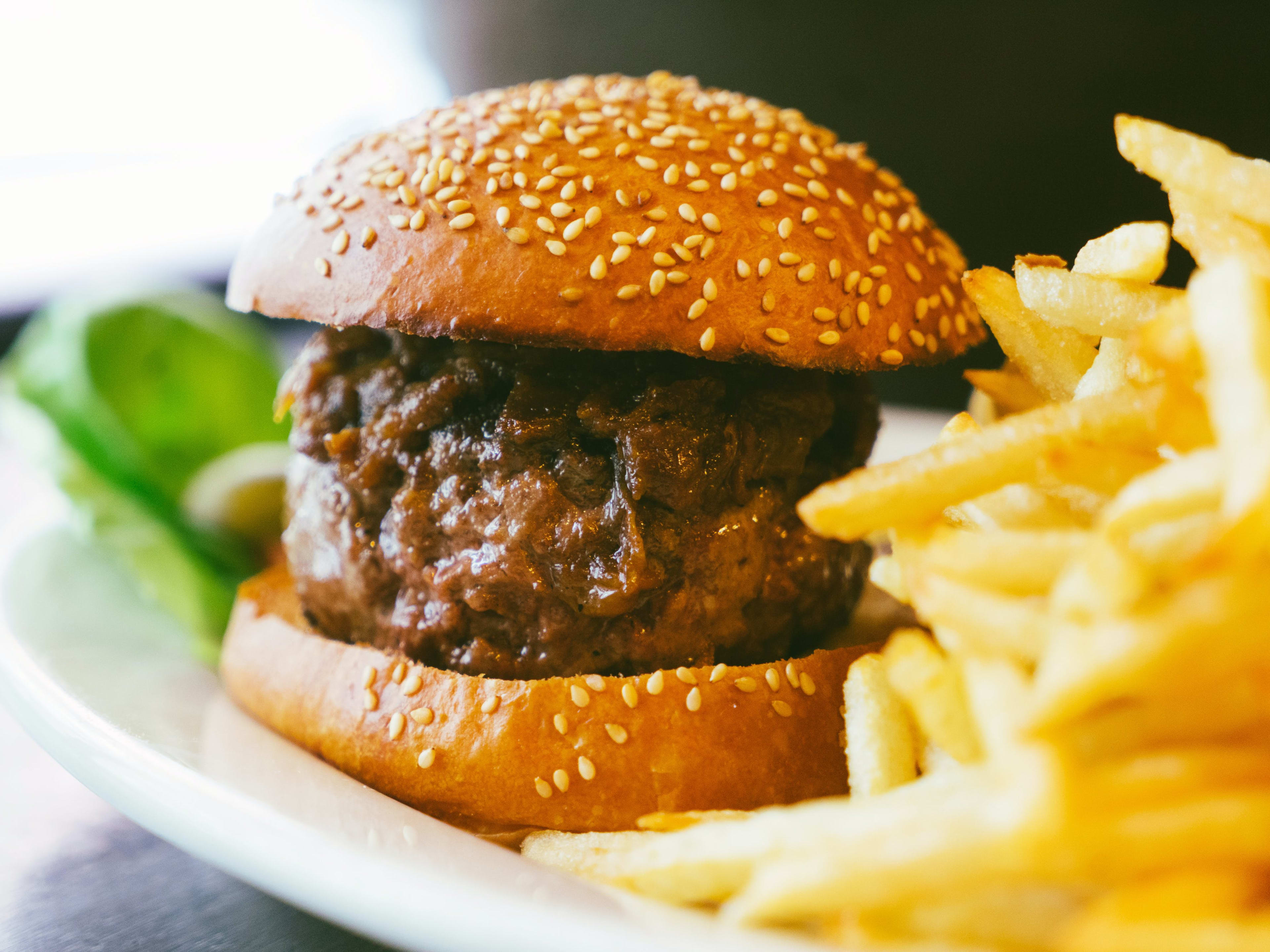 The 20 Best Burgers In NYC New York The Infatuation