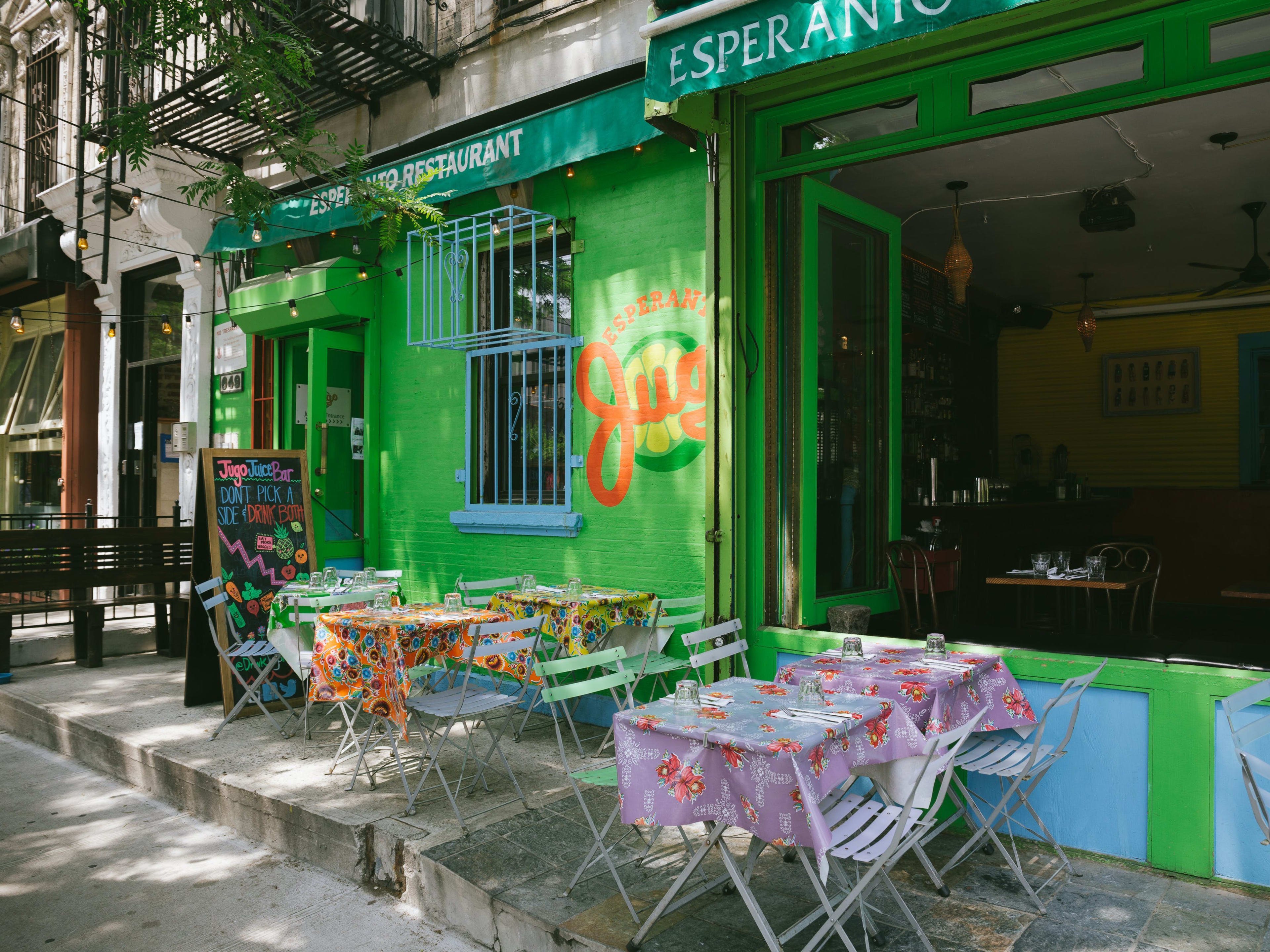 14 Casual Spots For An Easy Dinner Outside - New York - The Infatuation