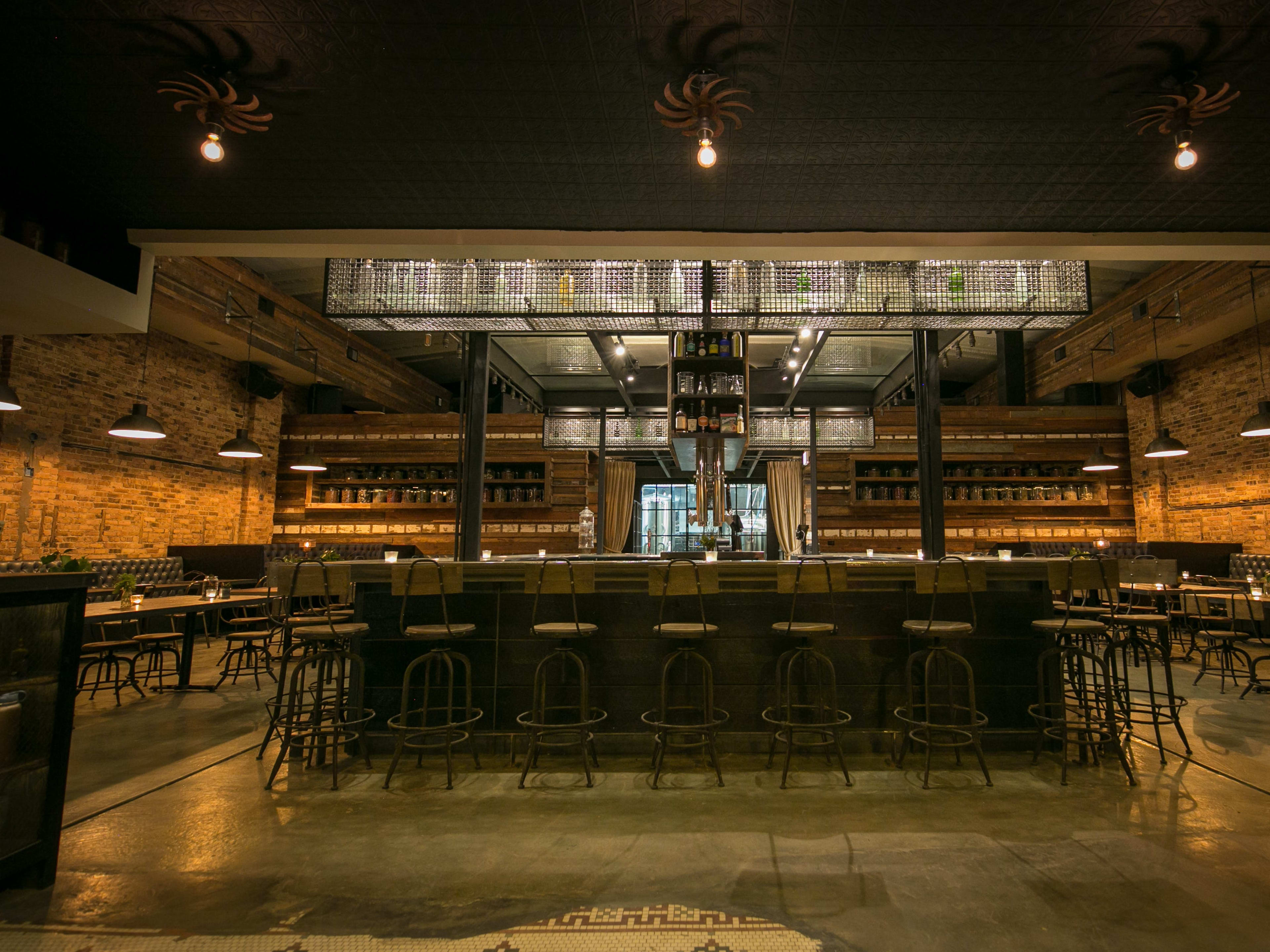 where-to-go-on-a-date-when-you-haven-t-met-this-person-yet-chicago