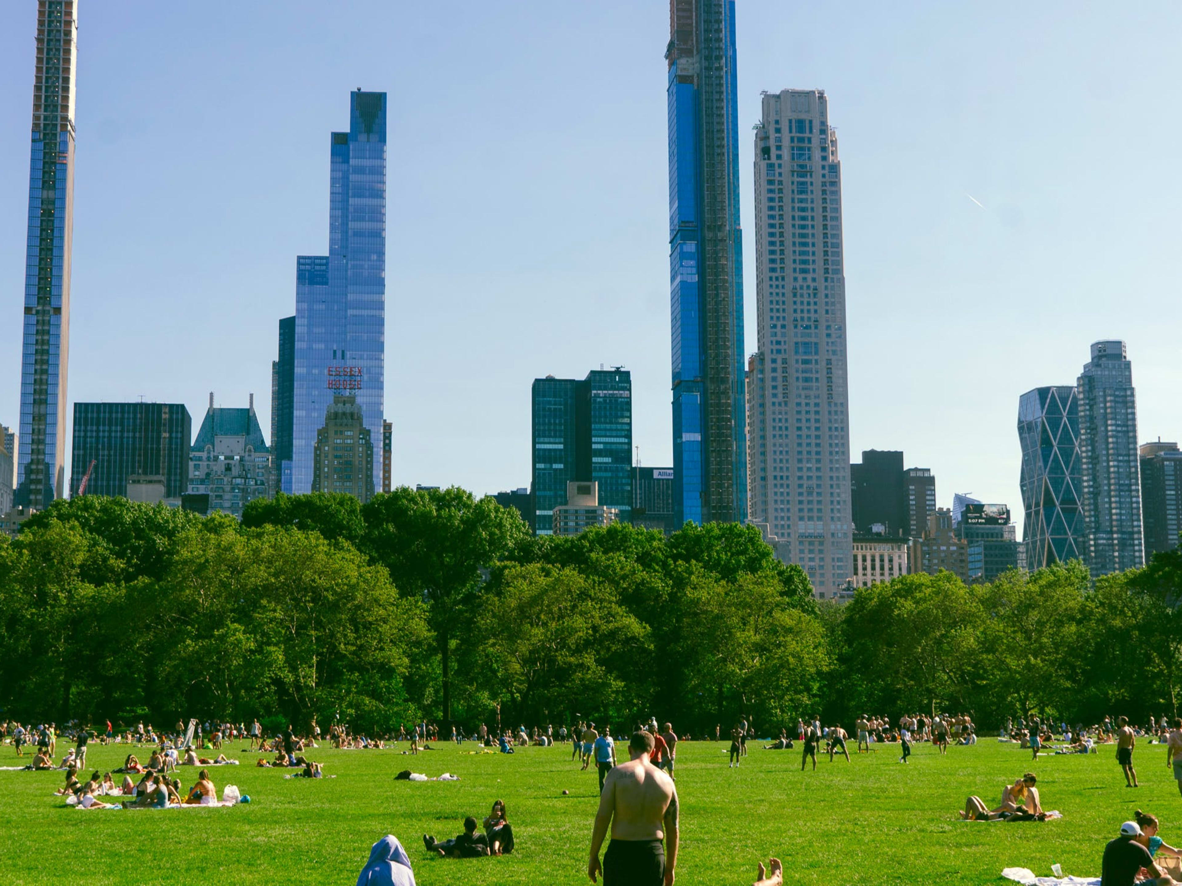 6 Scenic Walks In NYC (And What To Eat Nearby) - New York - The Infatuation