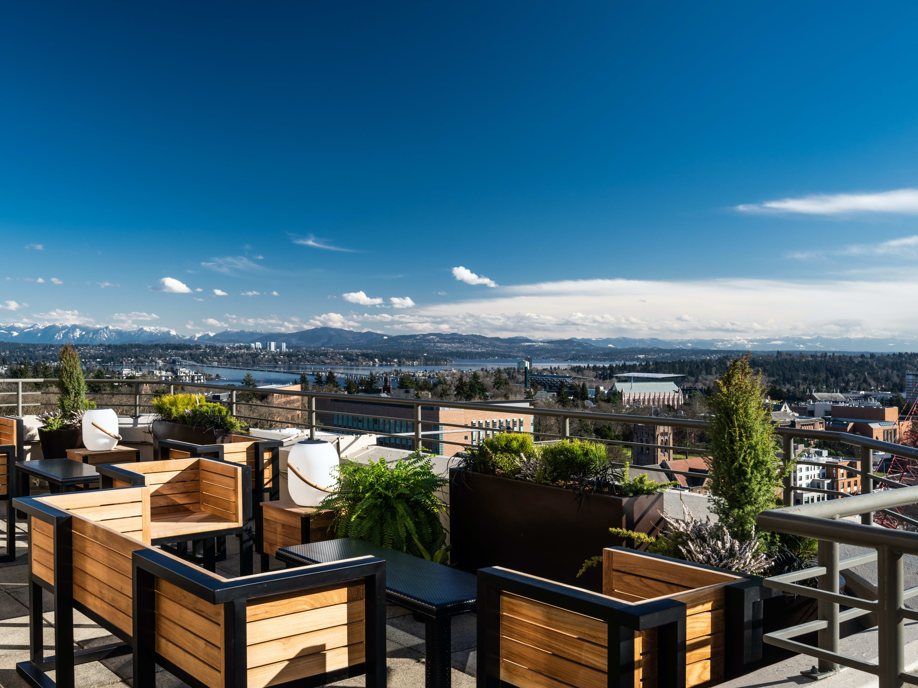The Best Rooftops In Seattle Seattle The Infatuation