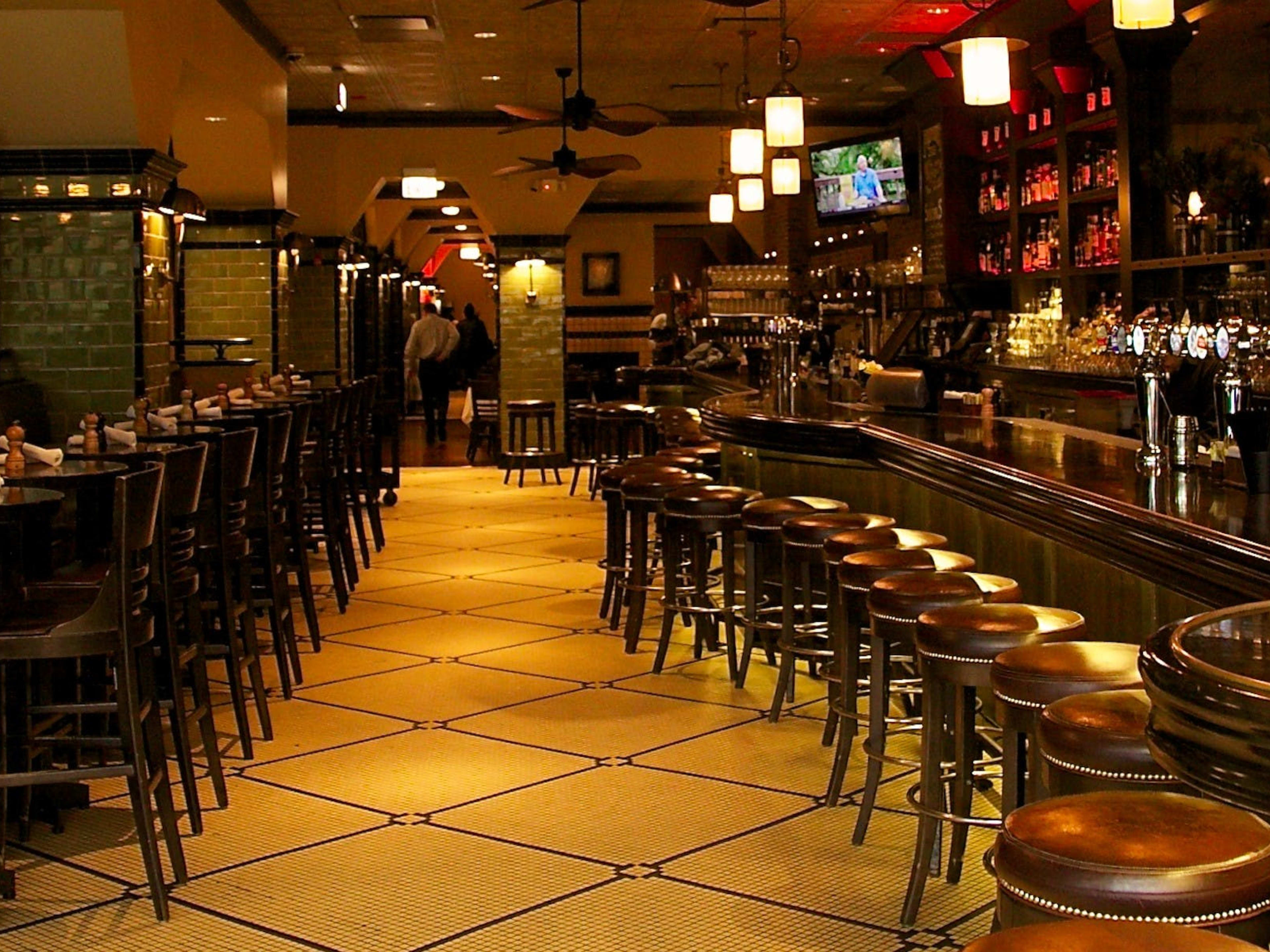 The Best Loop Bars For Drinks After Work Chicago The Infatuation