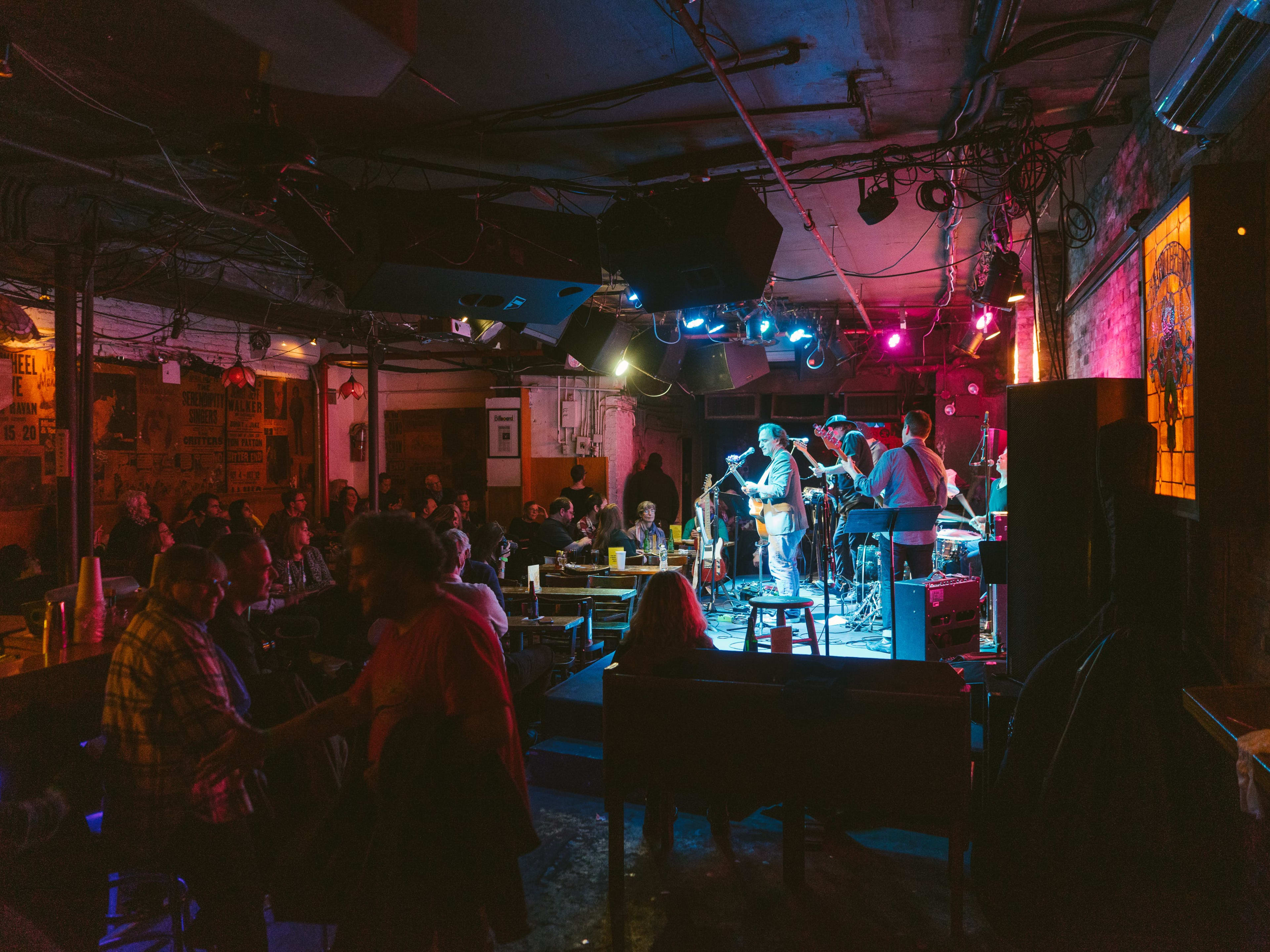 The Best NYC Bars With Live Music New York The Infatuation