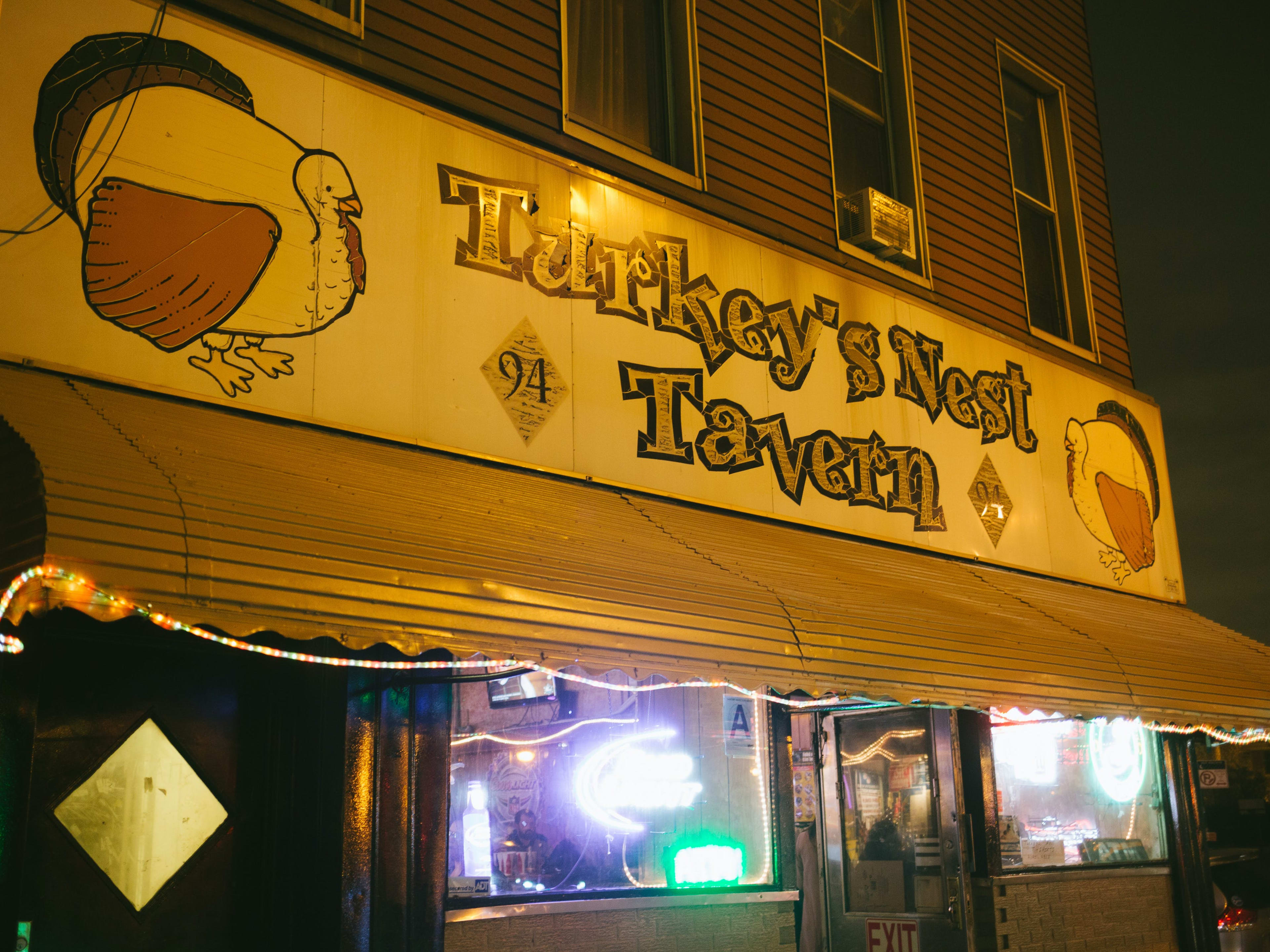 Great Bars In Williamsburg