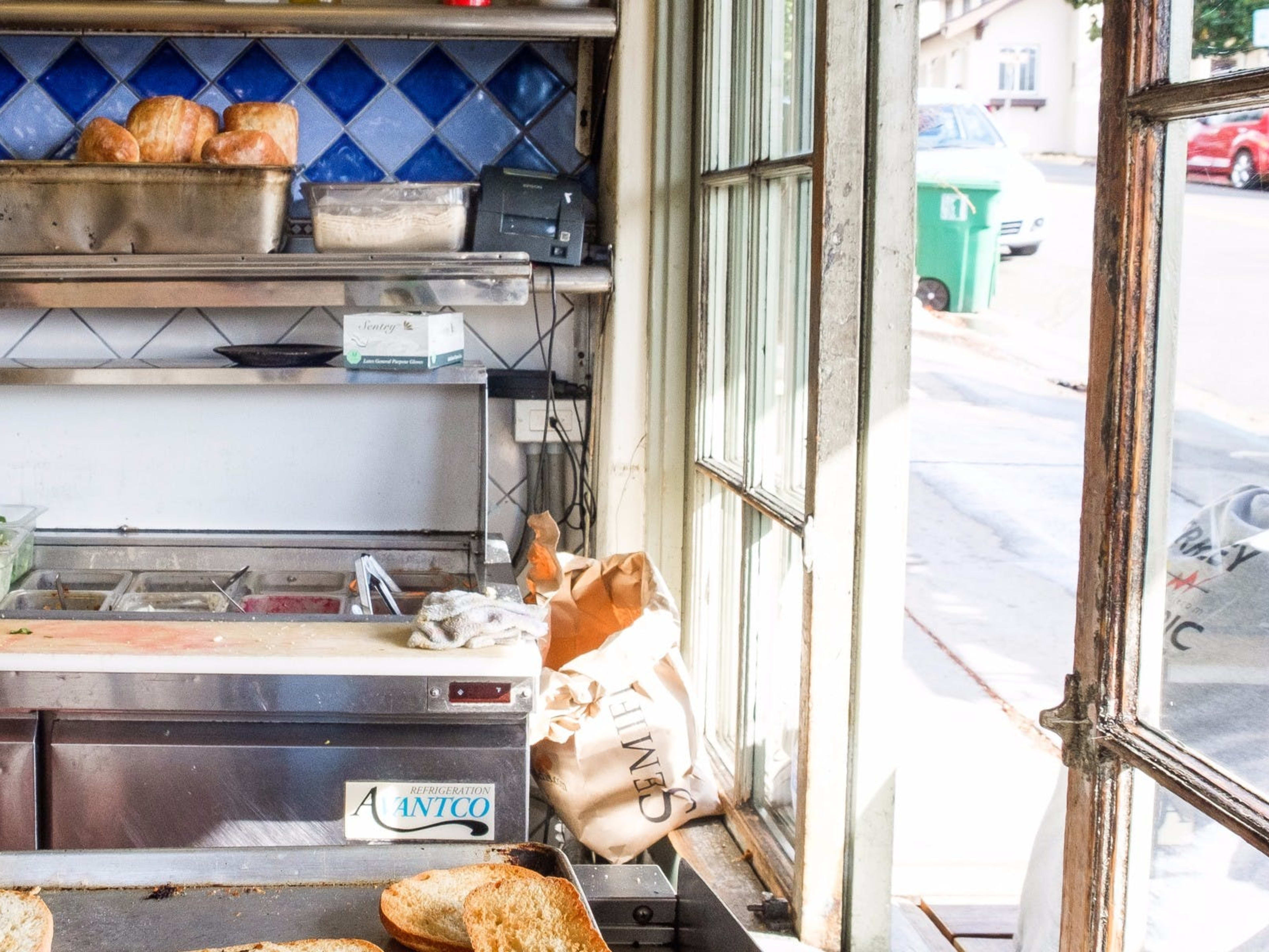 Back A Yard Review Palo Alto/Peninsula San Francisco The Infatuation