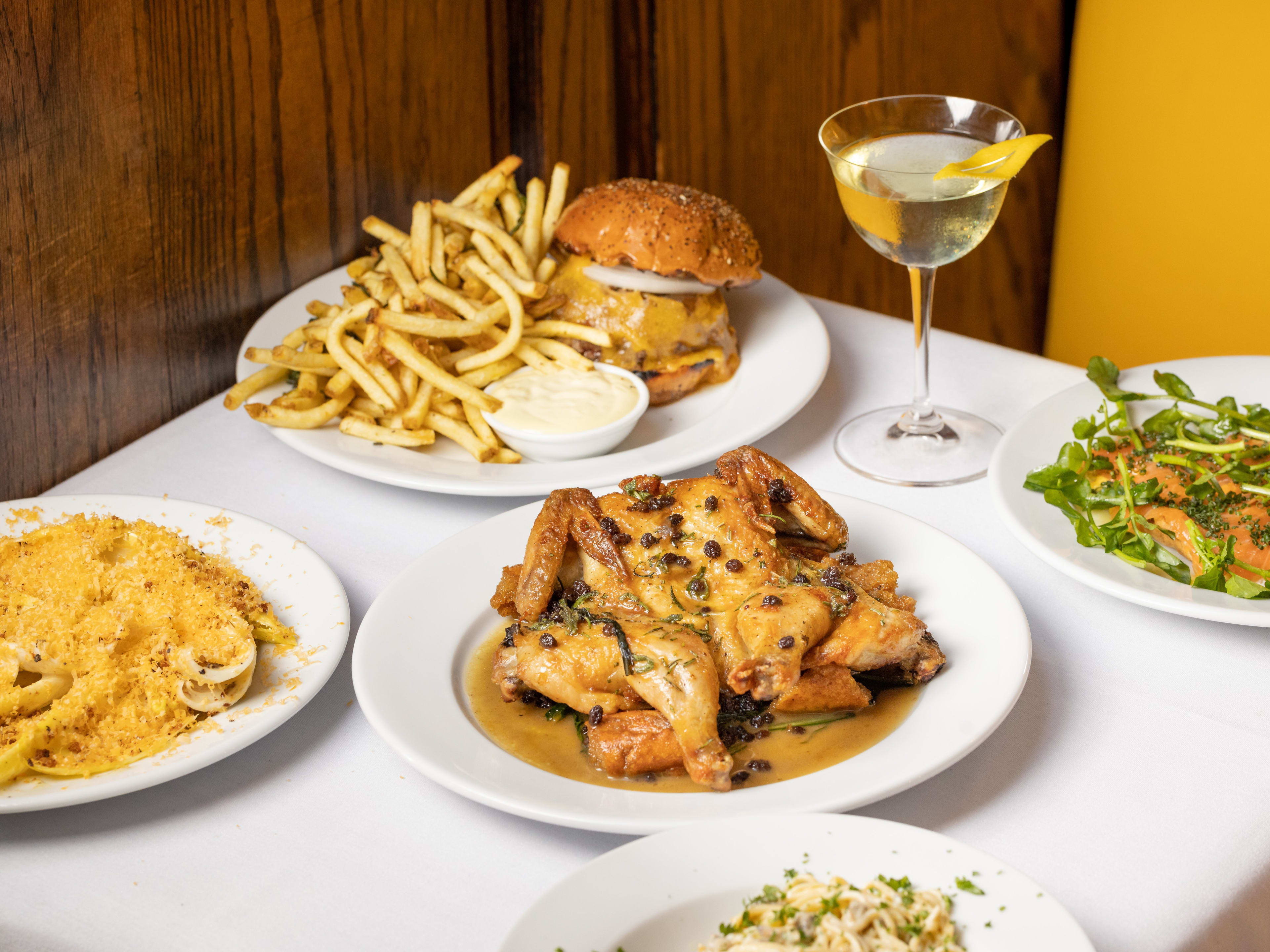 Horses Hollywood Los Angeles The Infatuation Blog Hồng