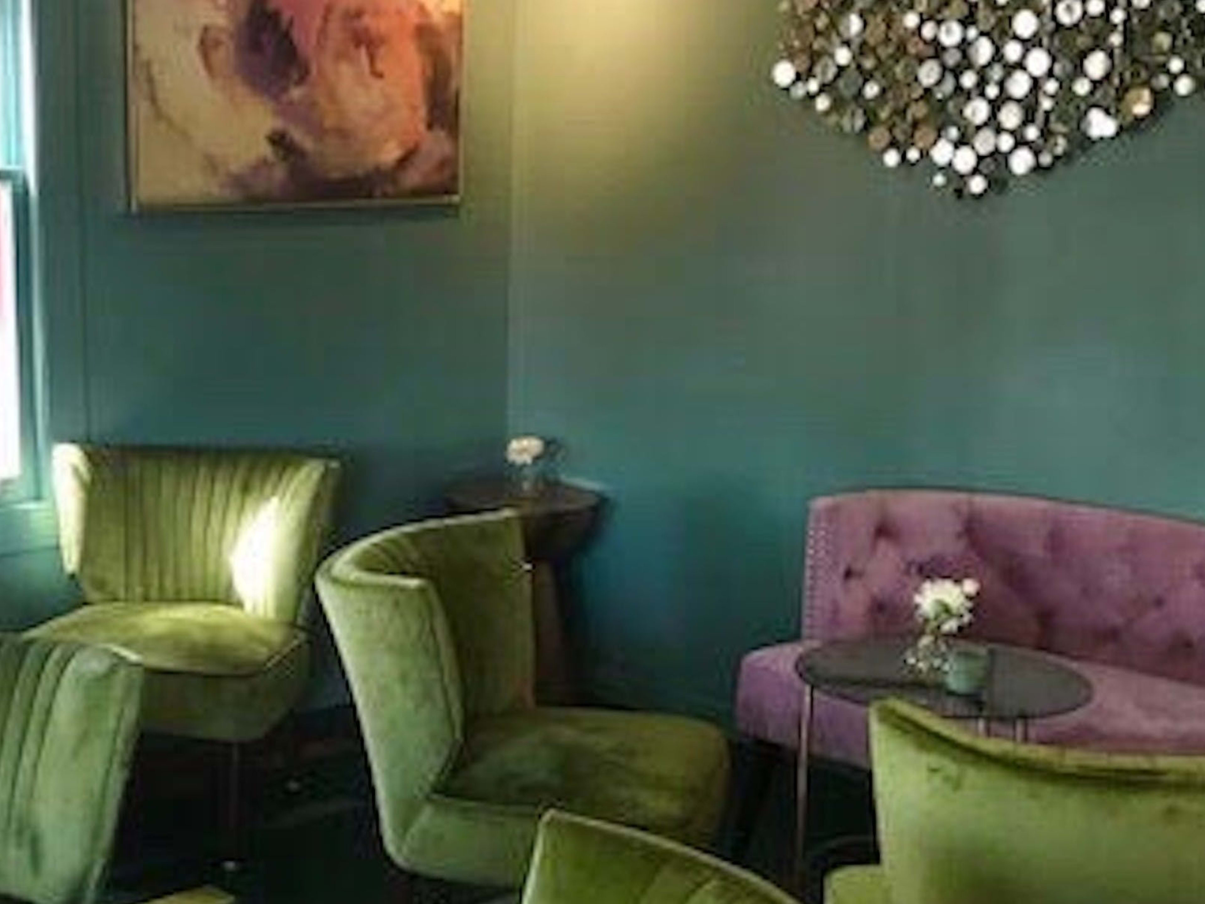 The Best Bars For First Dates In Austin Austin The Infatuation