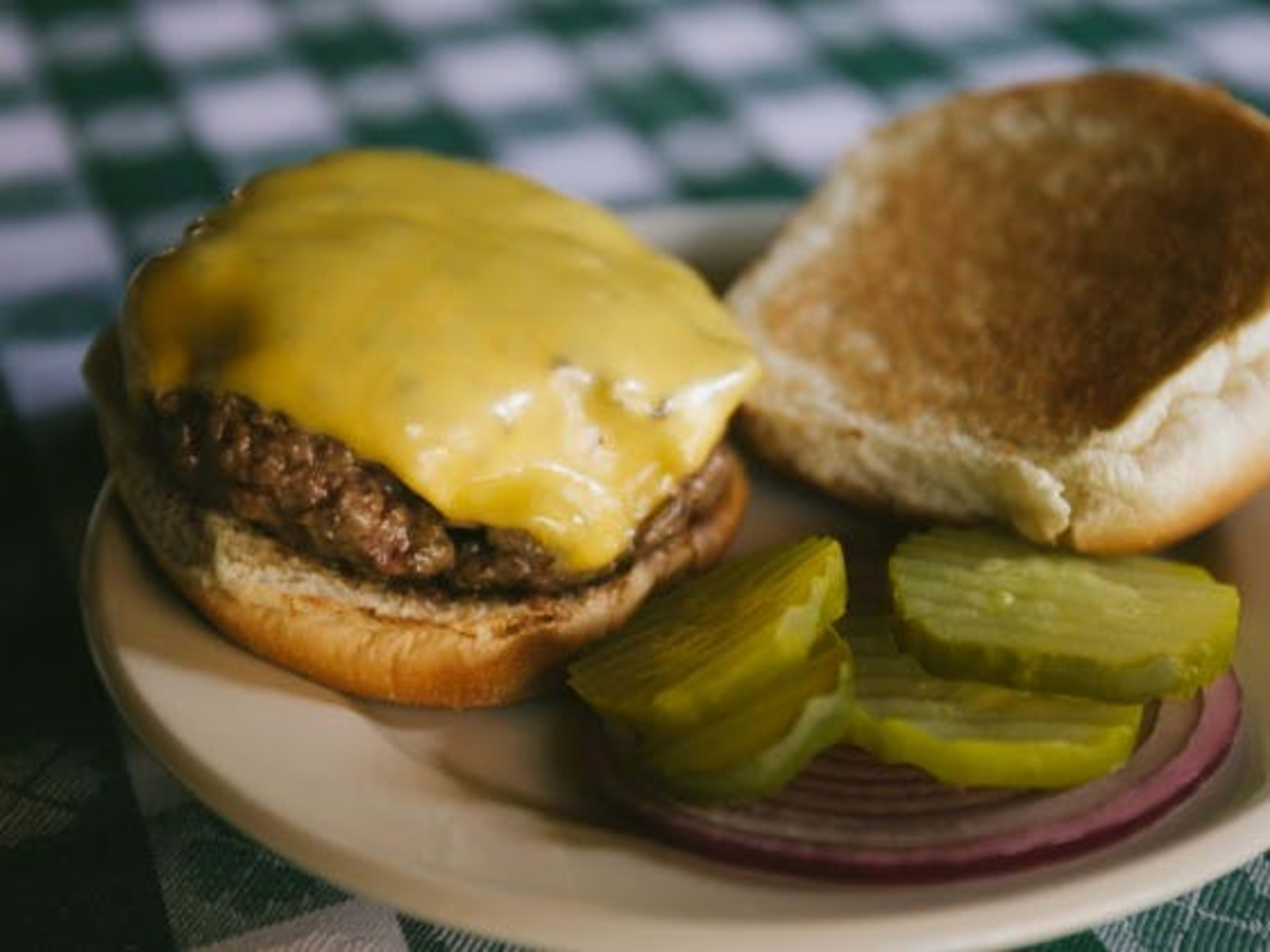 J.G. Melon Downtown Review Greenwich Village New York The Infatuation