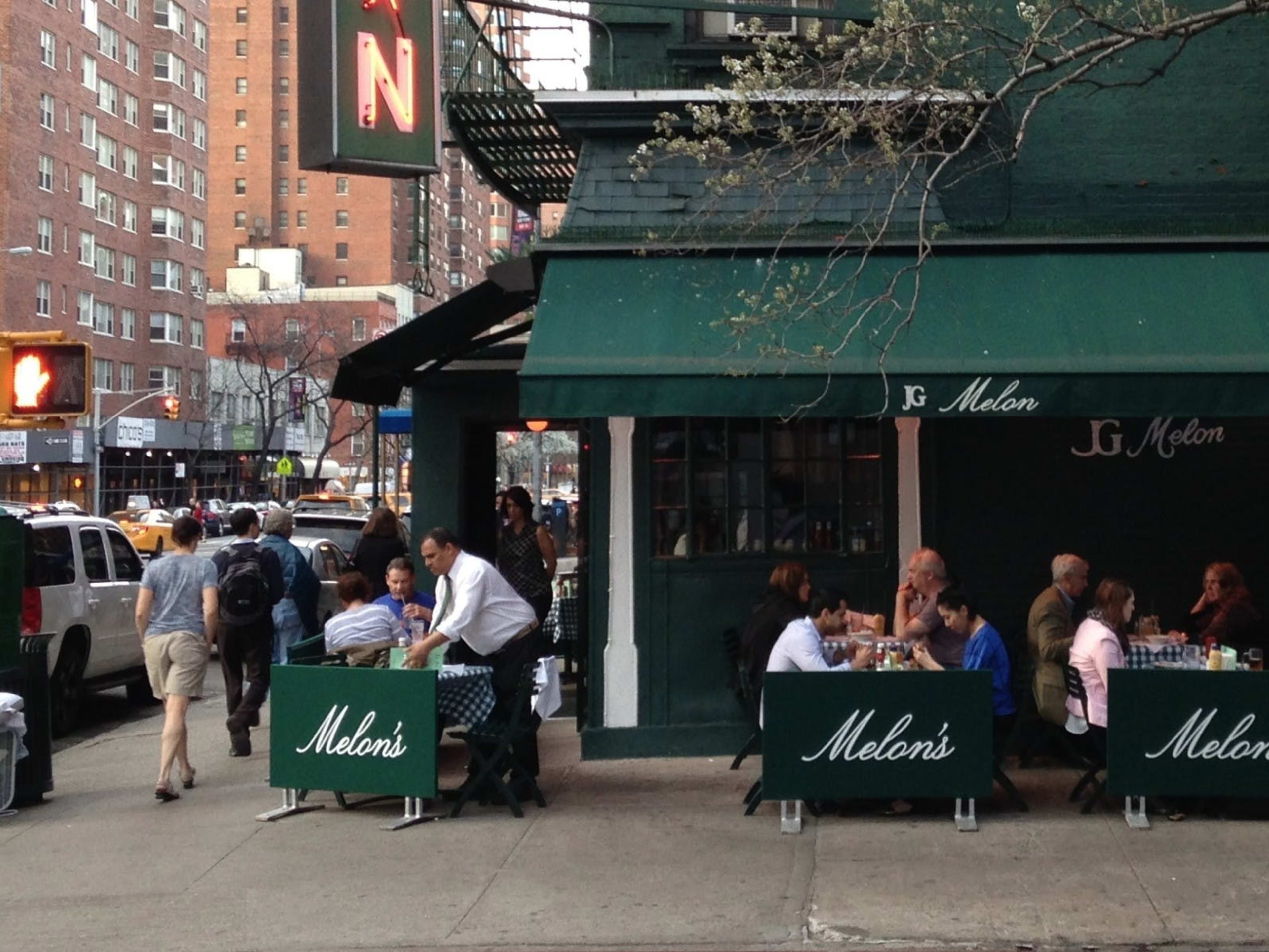 J.G. Melon Review Upper East Side New York The Infatuation