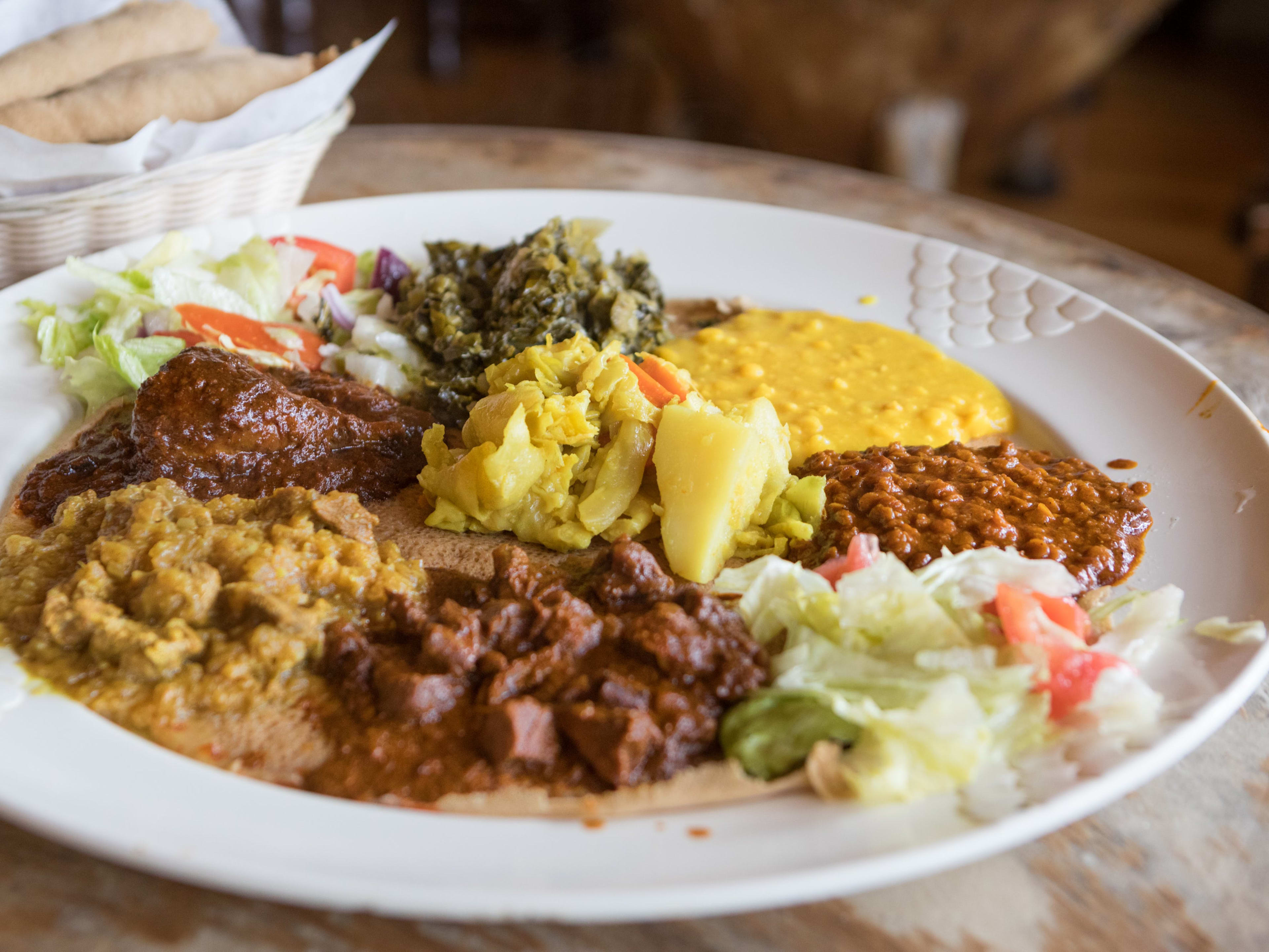 Messob Ethiopian Restaurant Review Little Ethiopia Los Angeles