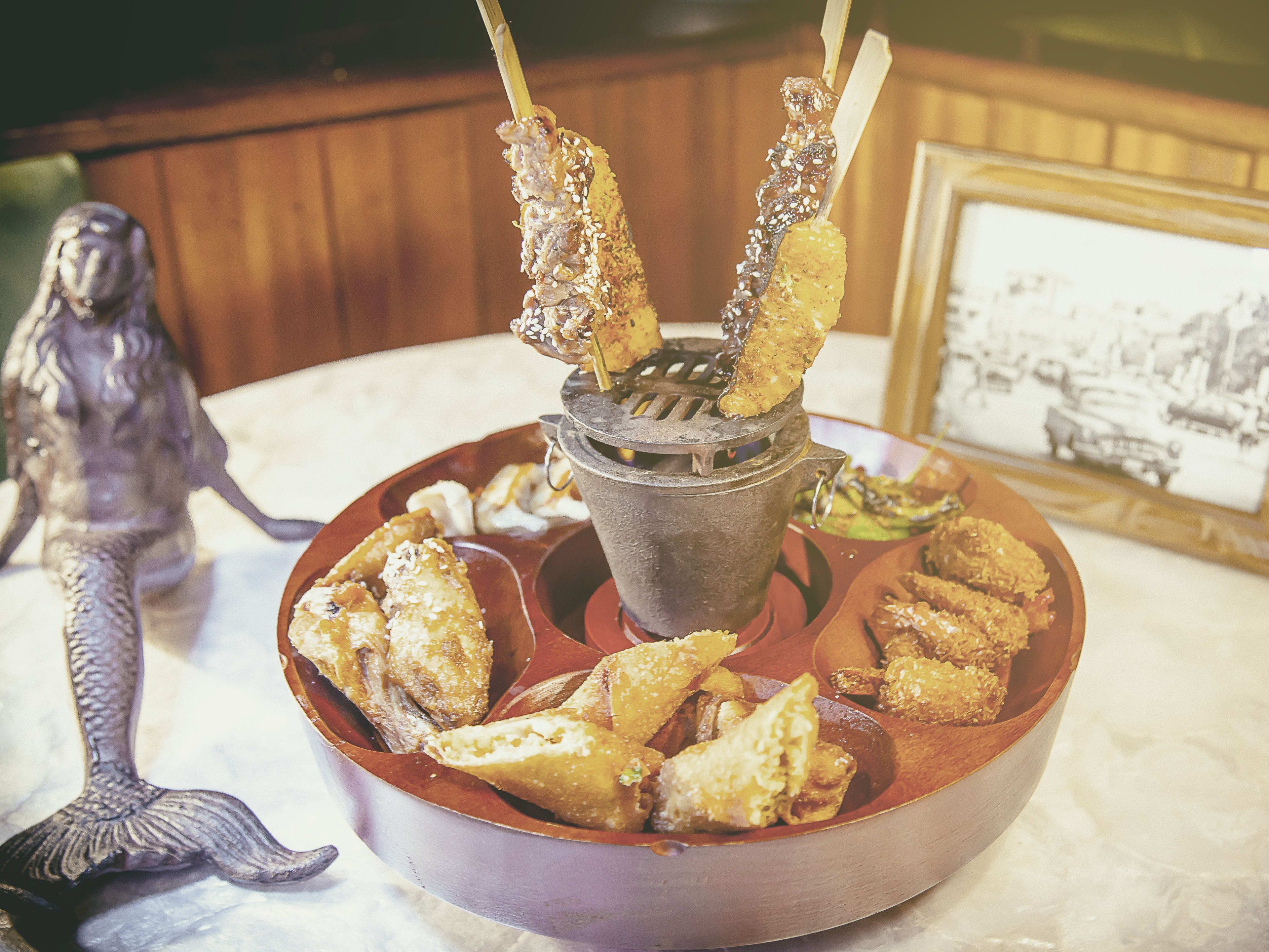 Pearl Diver Review East Nashville Nashville The Infatuation