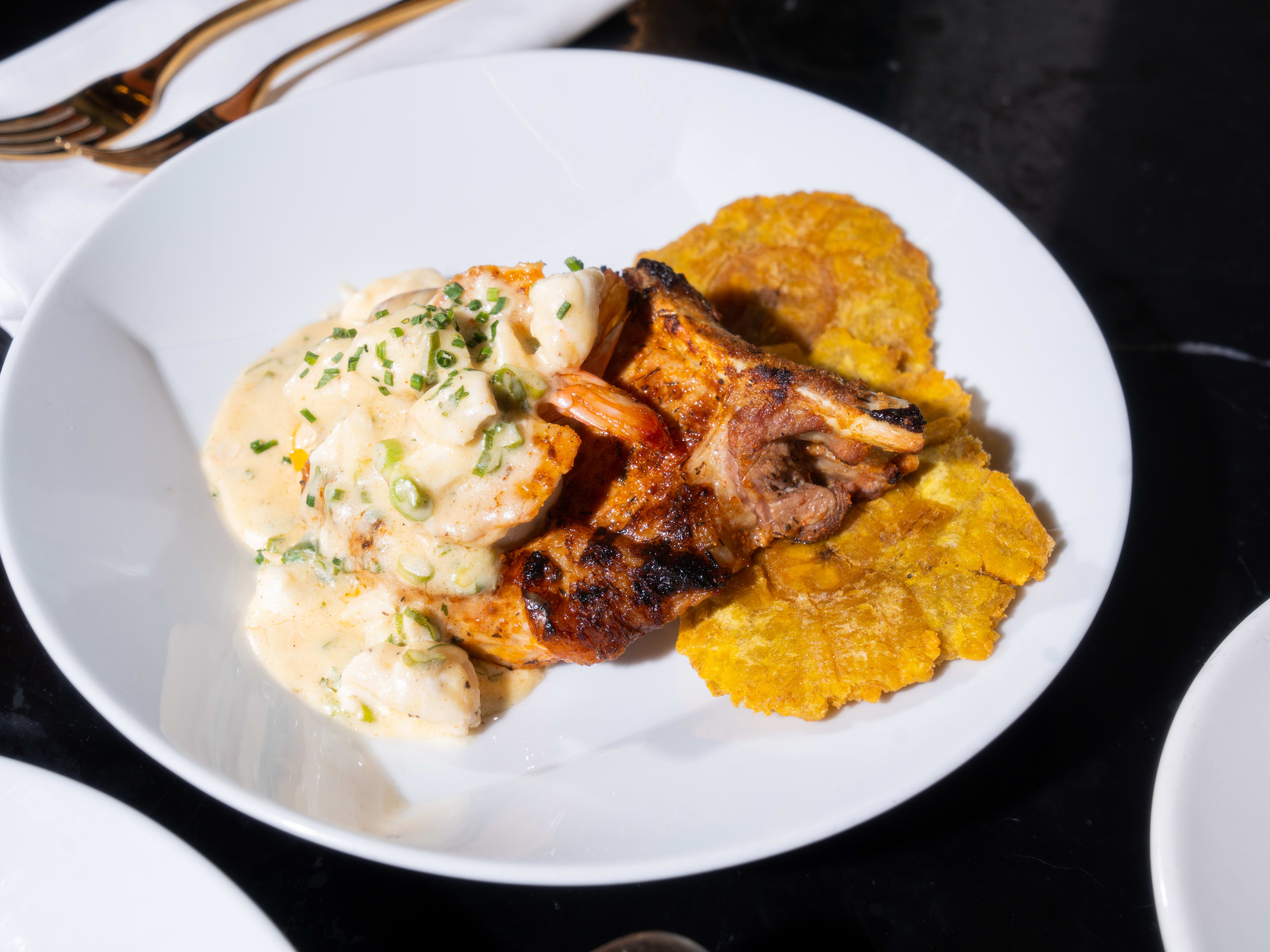 Bungalow Review Downtown Houston The Infatuation