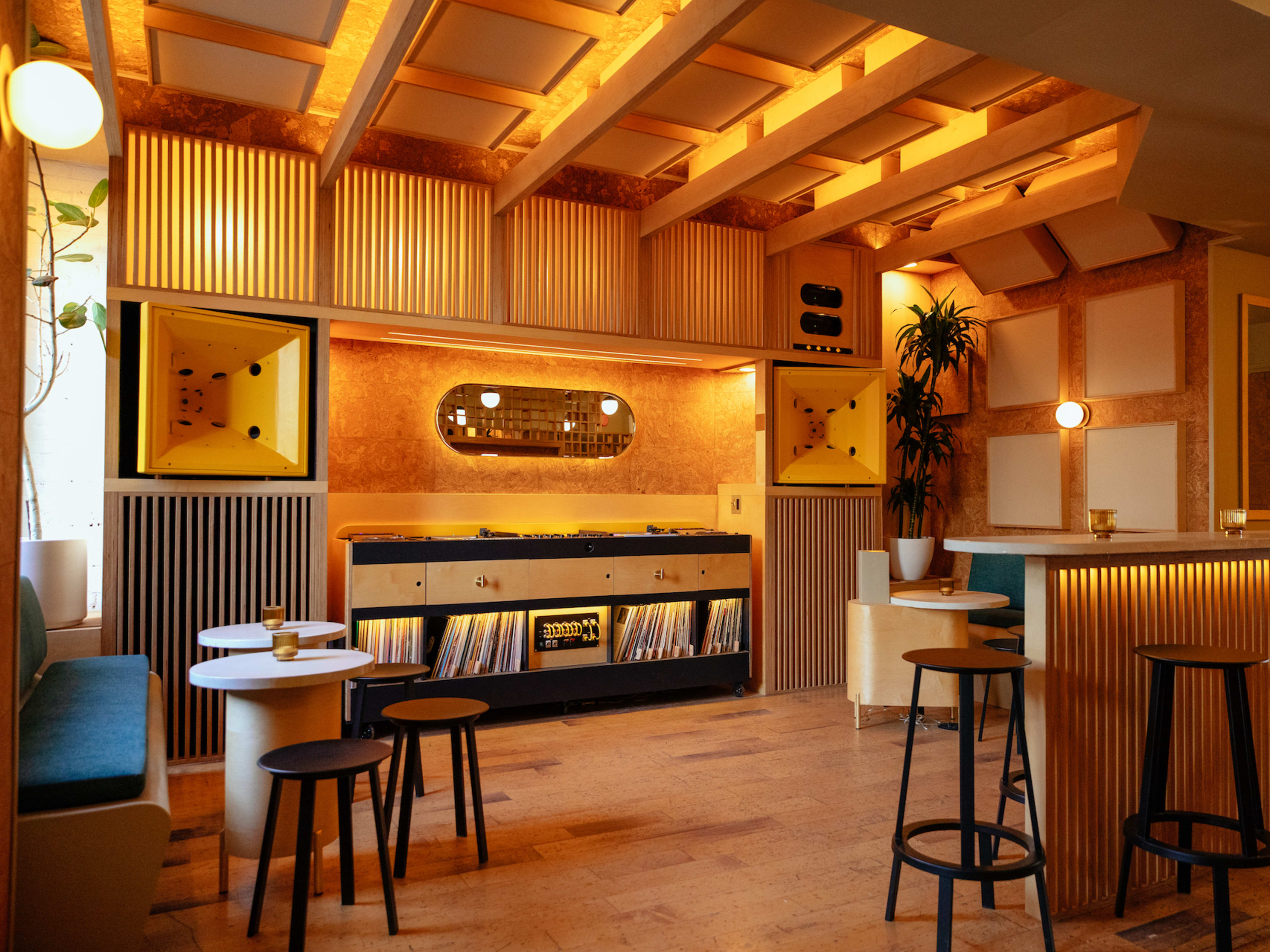 Bar Americano Review Greenpoint New York The Infatuation