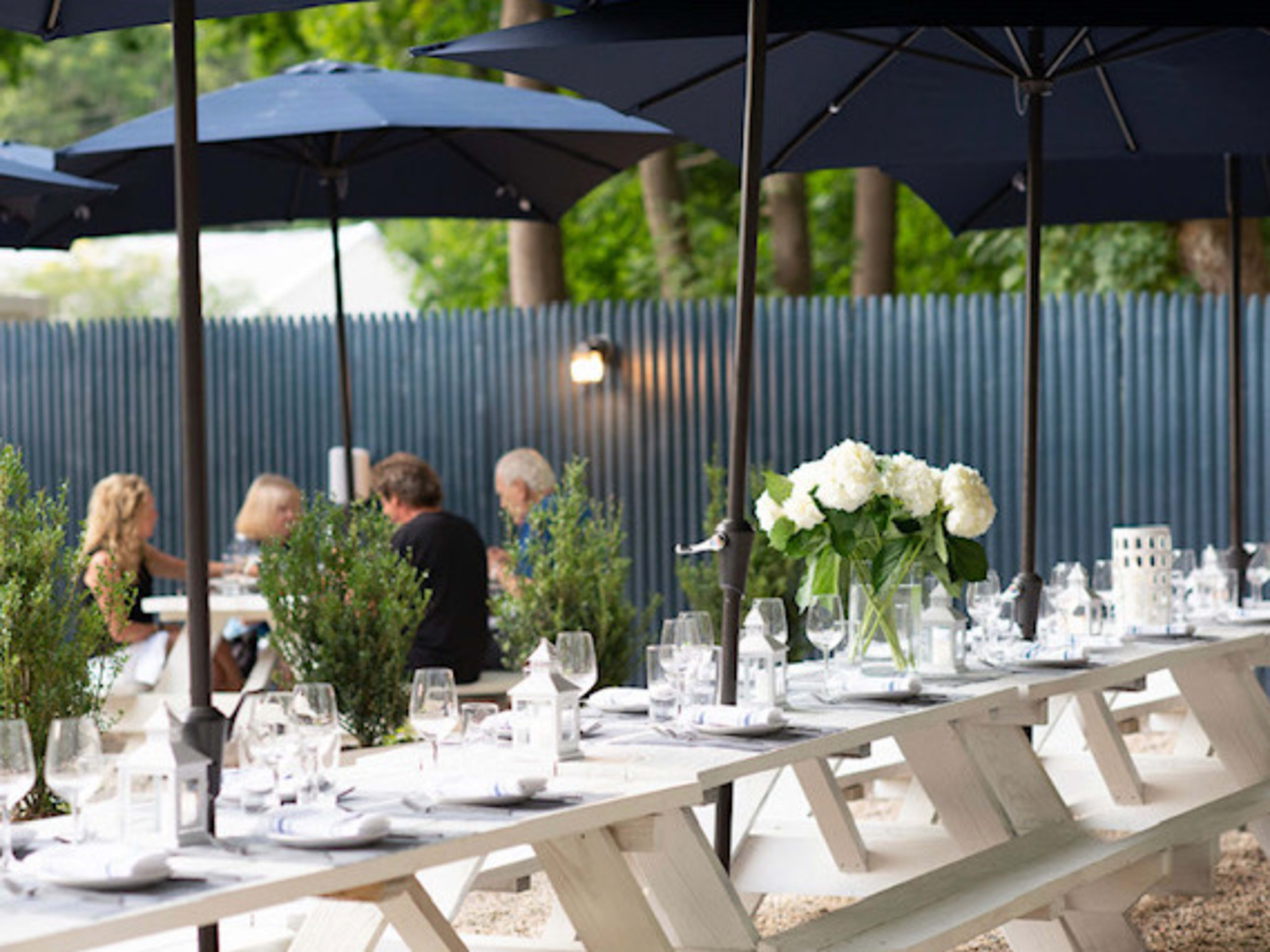 Springs Tavern & Grill Review The Hamptons New York The Infatuation